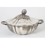 Deckelterrine / A covered silver tureen / Un légumier en argent, Paillard Freres, Paris, 1868-1888