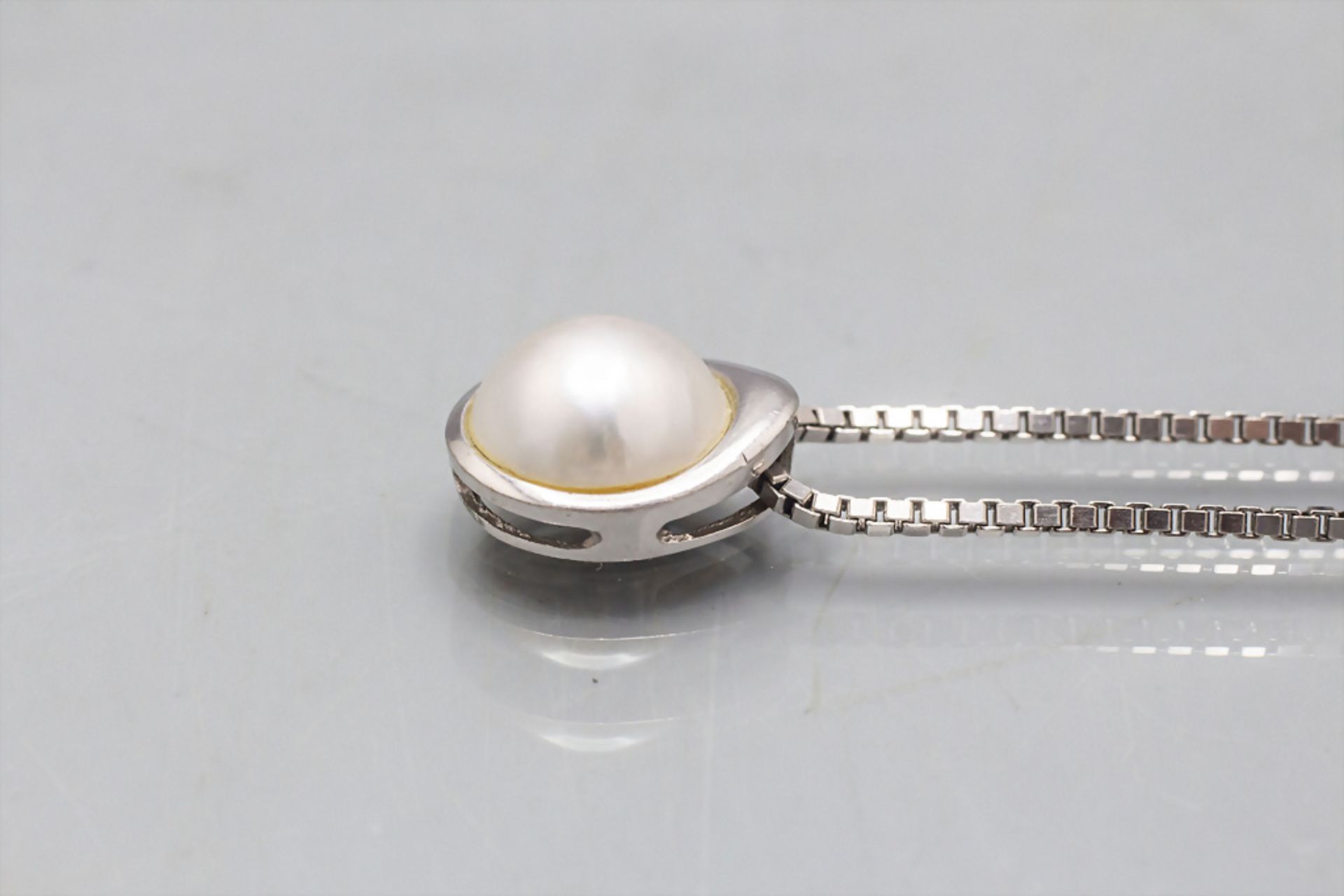 Weißgoldkette mit Perlenanhänger / A 14 ct white gold necklace with pearl pendant - Bild 2 aus 4