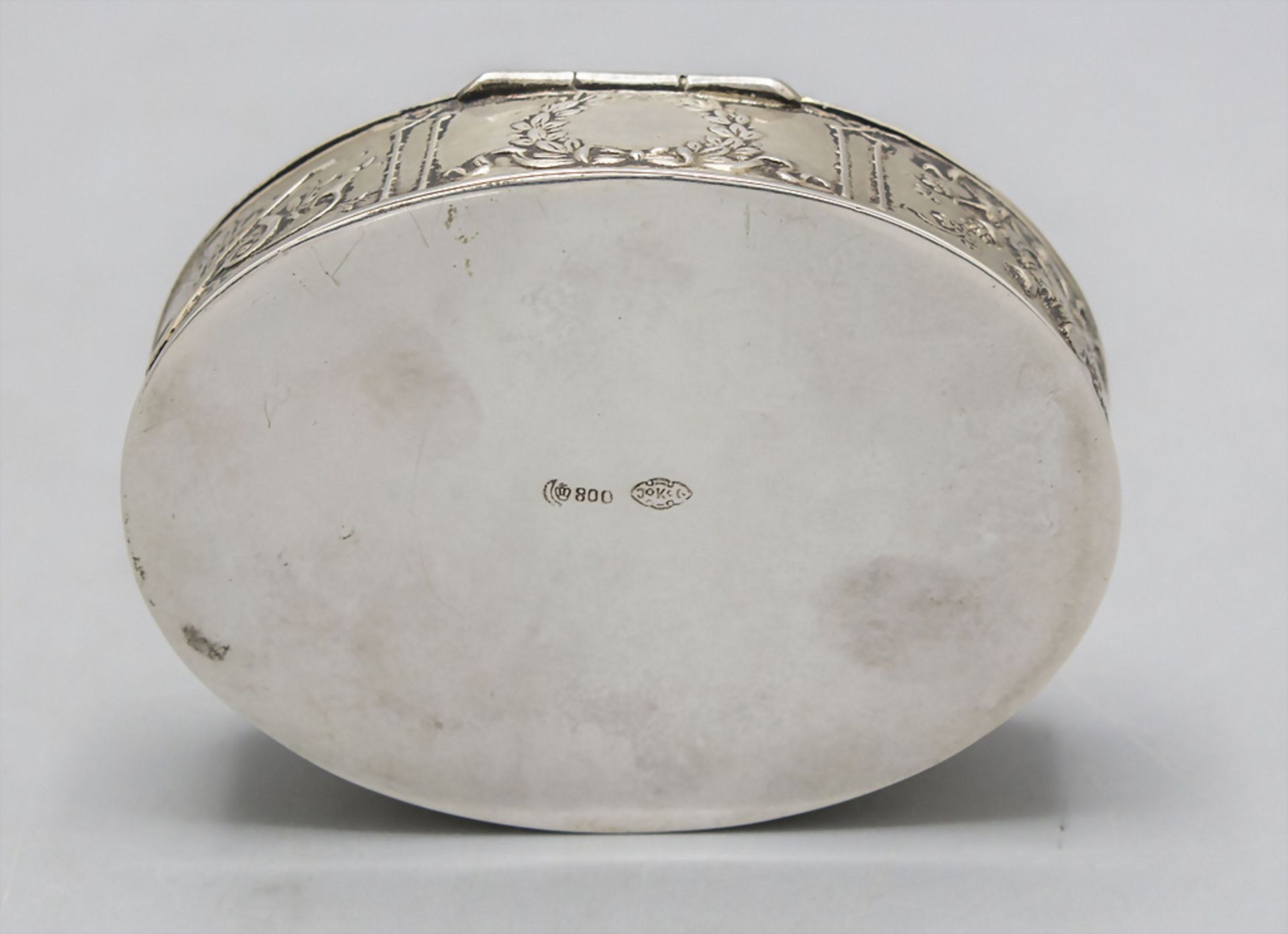 Tabatiere / A silver snuff box, Johann Kurz & Co., Hanau, um 1880 - Image 4 of 6