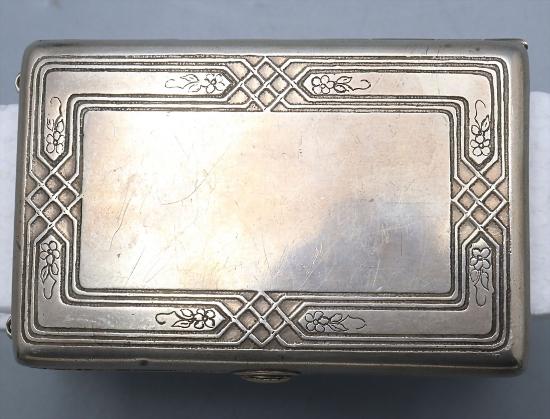 Art Déco Zigarettenetui / An Art Deco silver cigarette case, Tiffany & Co., New York, um 1920 - Image 5 of 7