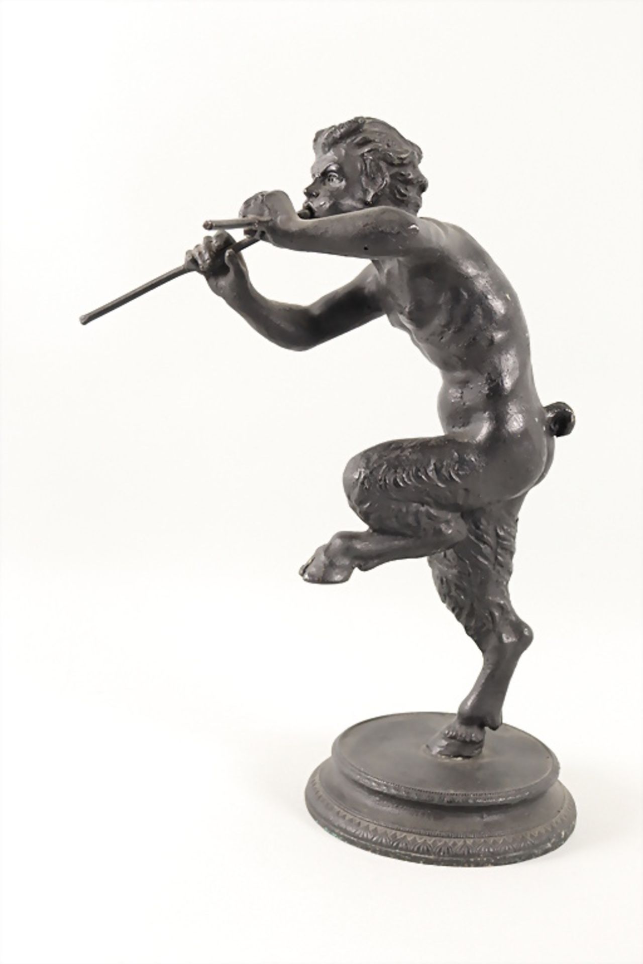 Bronze Skulptur eines Fauns / A bronze sculpture of a faun, 19. Jh. - Image 3 of 7