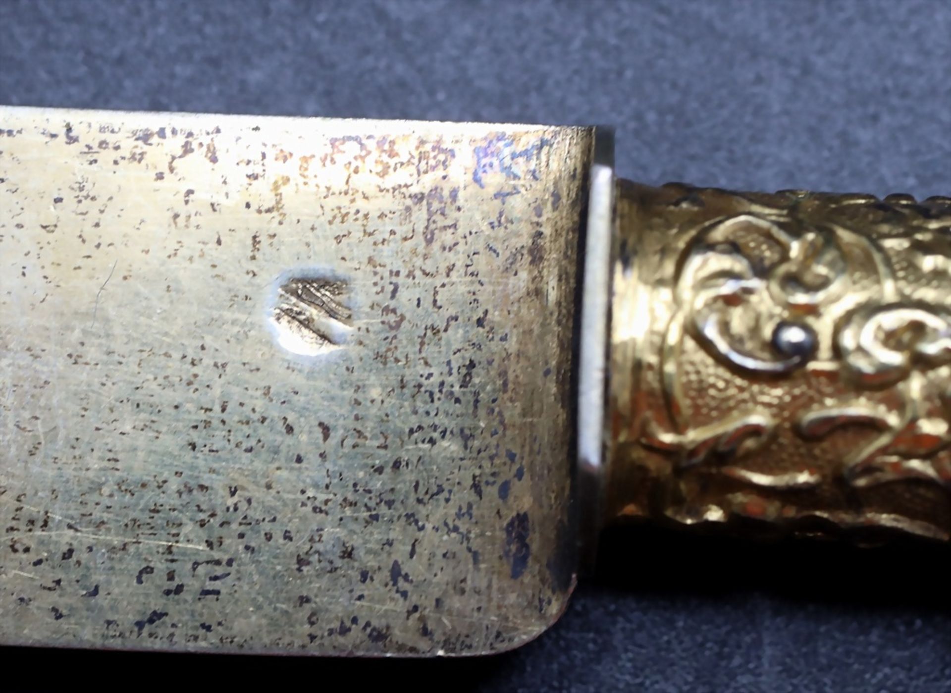 4 Messer mit Porzellangriffen und Silberklingen / 4 knives with porcelain handles and silver ... - Image 5 of 7