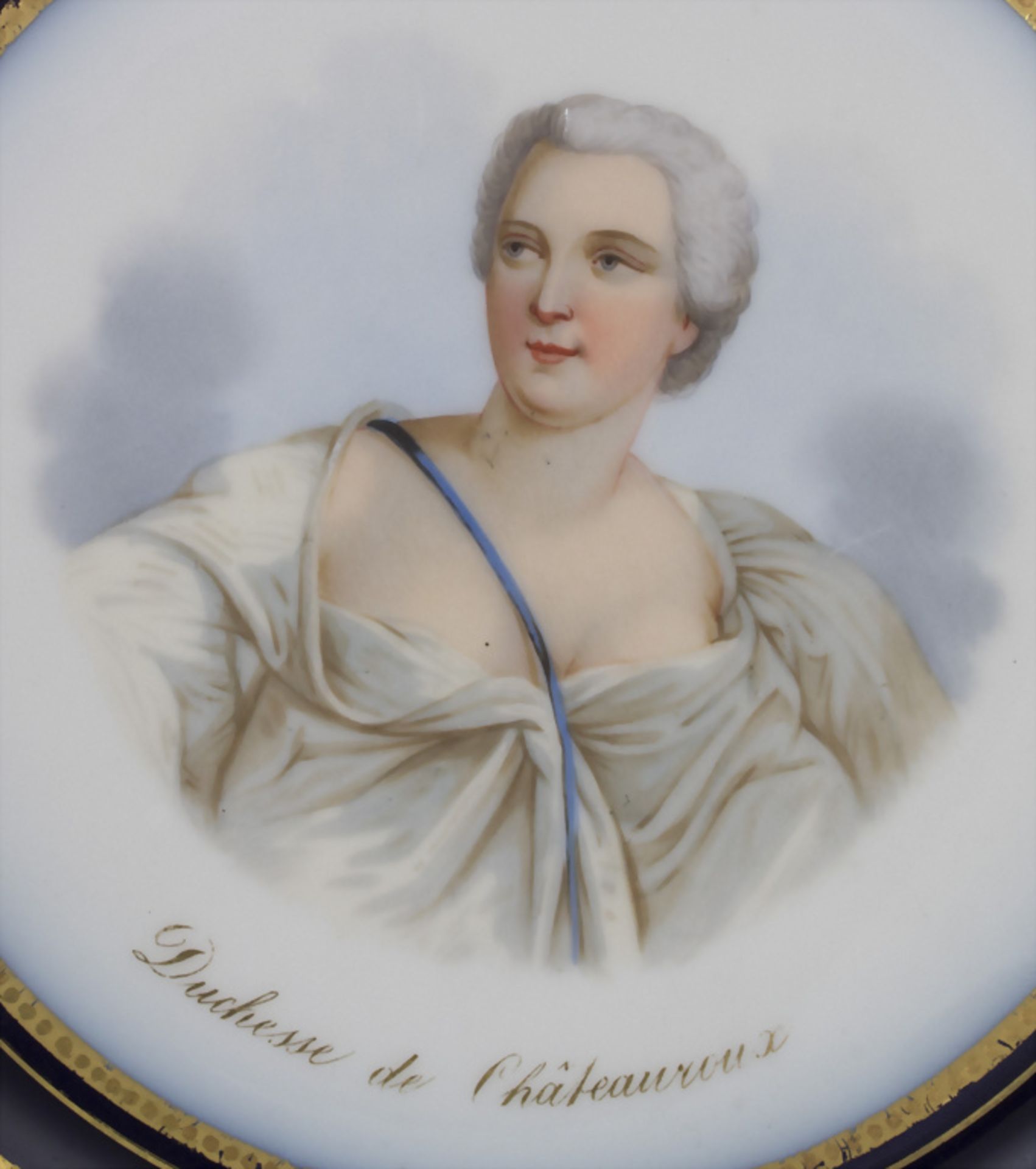 5 Teller mit Damenportraits / A set of 5 plates with ladies portaits, Sèvres, 1860-1861 - Bild 9 aus 17