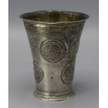 Barock Münzbecher / A Baroque silver beaker, Niels Orstedt, Norrköping, nach 1745