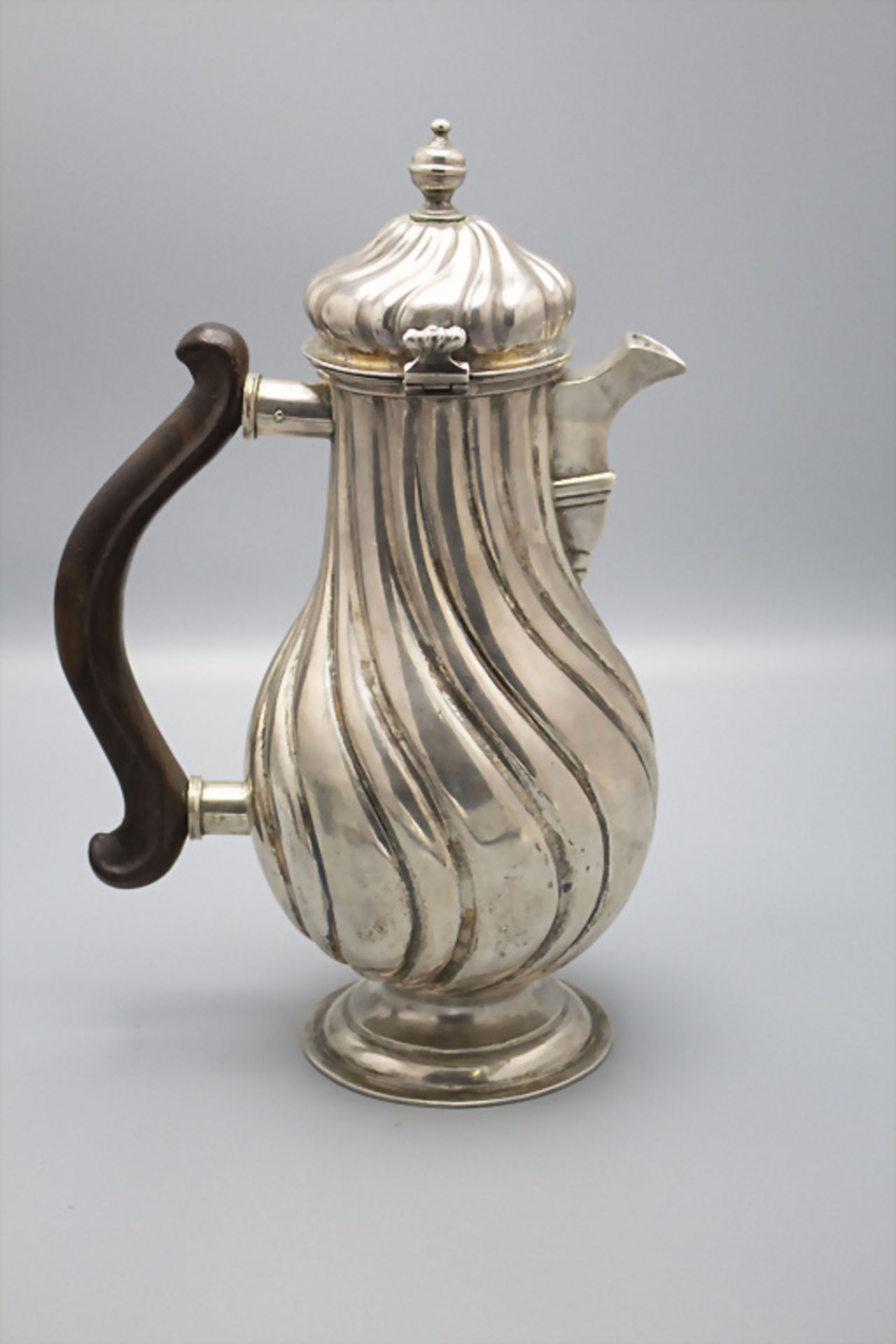 Große Kanne / A large silver pot, evtl. Bern, um 1750 - Image 3 of 6