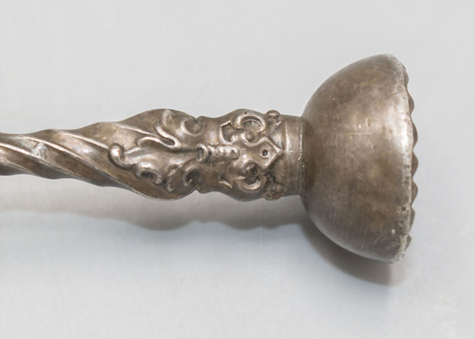 Apothekerlöffel / A pharmacist's silver spoon, Philippe Berthier, Paris, um 1850 - Image 3 of 6