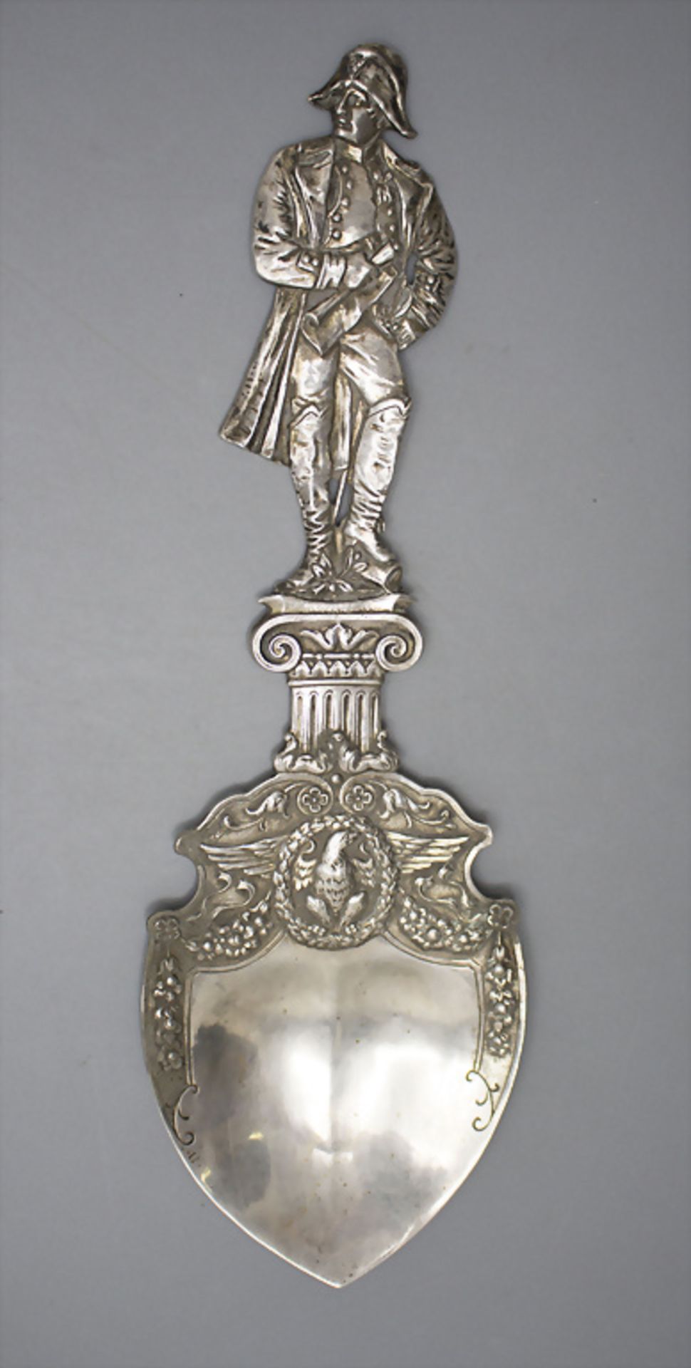 Zierlöffel mit Napoleon / A silver spoon with Napoleon, Frankreich, 19. Jh.