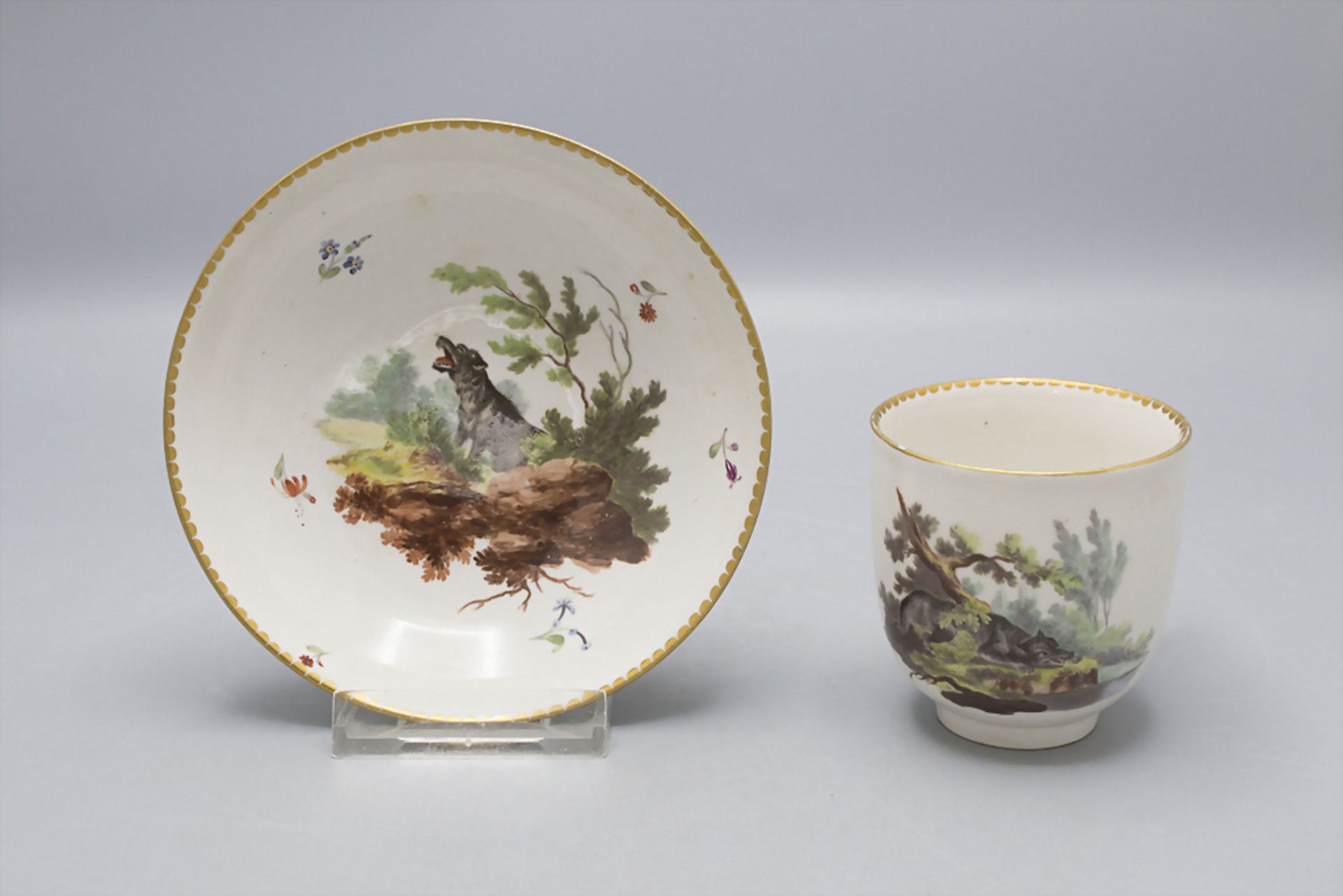 Tasse und Untertasse mit einem Wolf / A cup and saucer with a wolf, Frankenthal, 1762-70