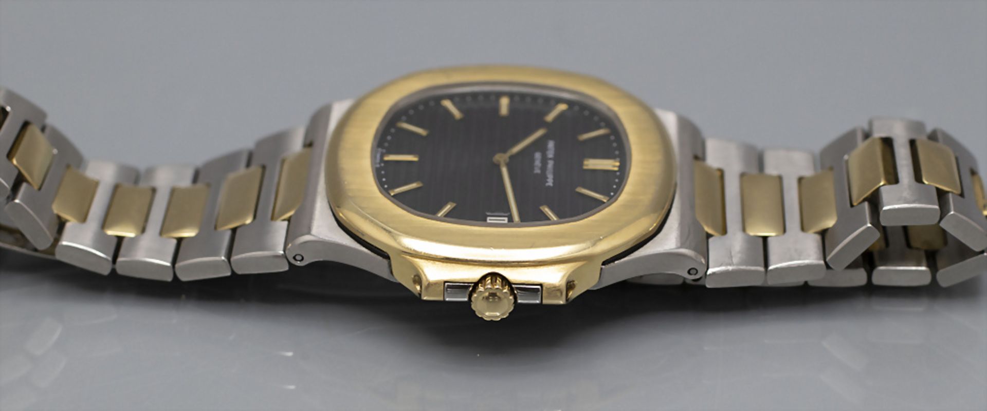 Patek Philippe Nautilus Jumbo, Genf, Schweiz / Swiss, 1979 - Image 4 of 13