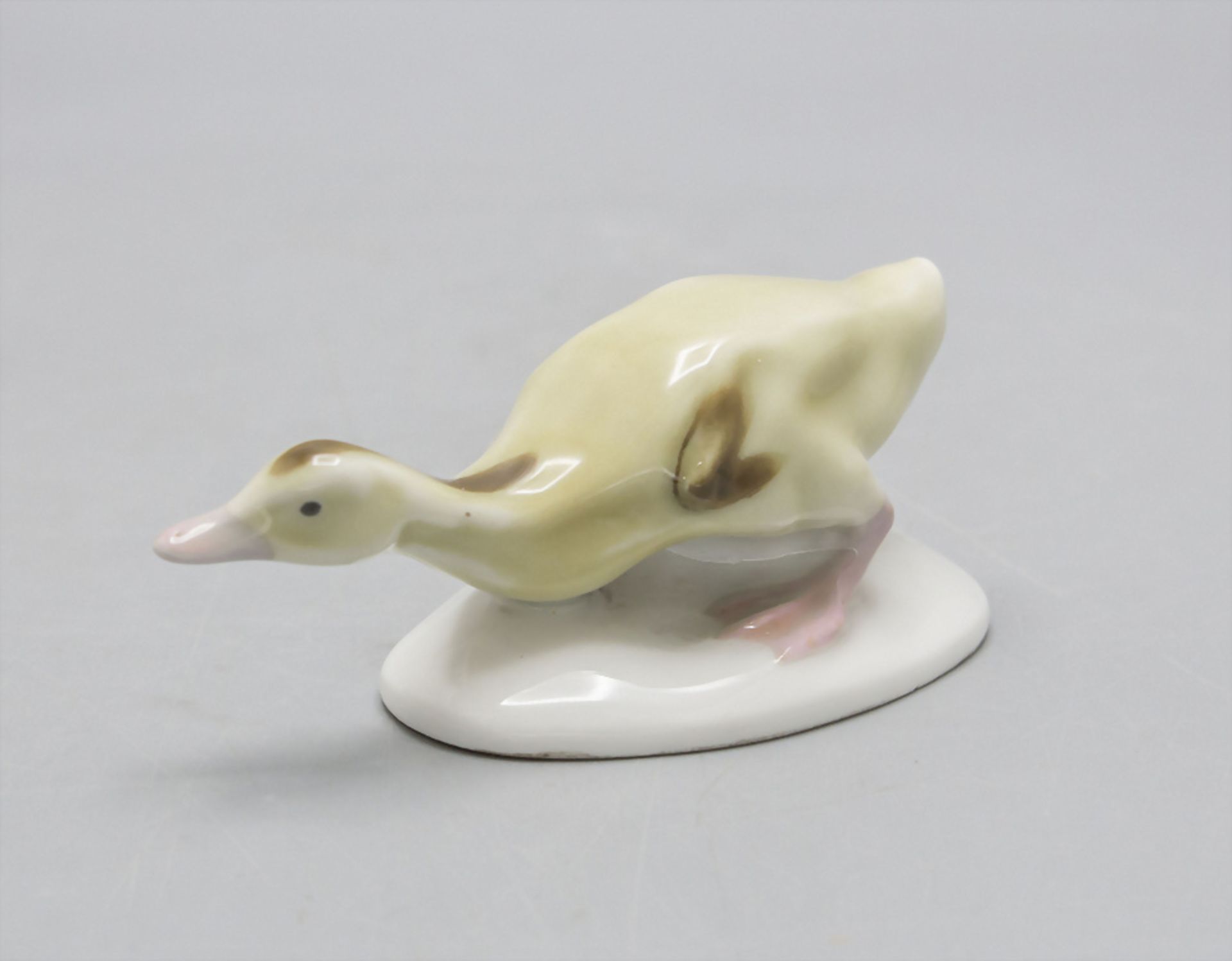 Jugendstil Vogelfigur 'Entenküken' / An Art Nouveau bird figurine of a duckling, Paul Walther, ... - Bild 2 aus 4