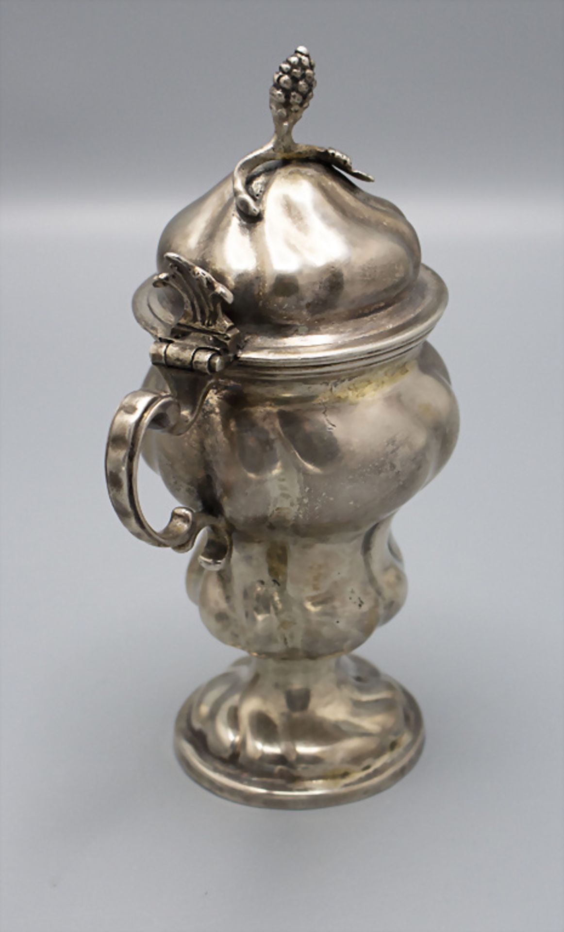 Senftopf / Moutardier en argent massif / A silver mustard pot, Johann Jacob Adam, Augsburg, ... - Bild 4 aus 7
