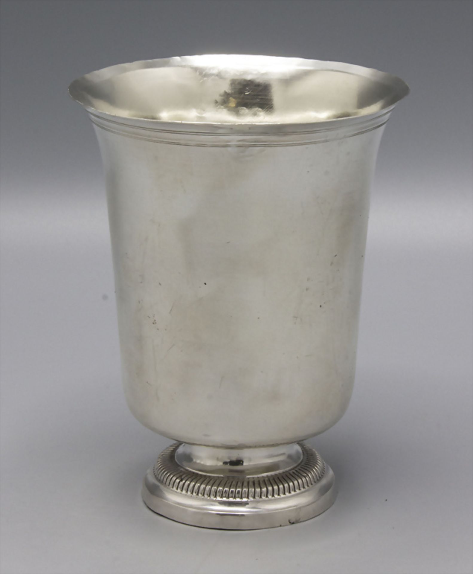 Glockenbecher / A bell shaped silver beaker, Avignon, 1803-1809 - Bild 2 aus 8