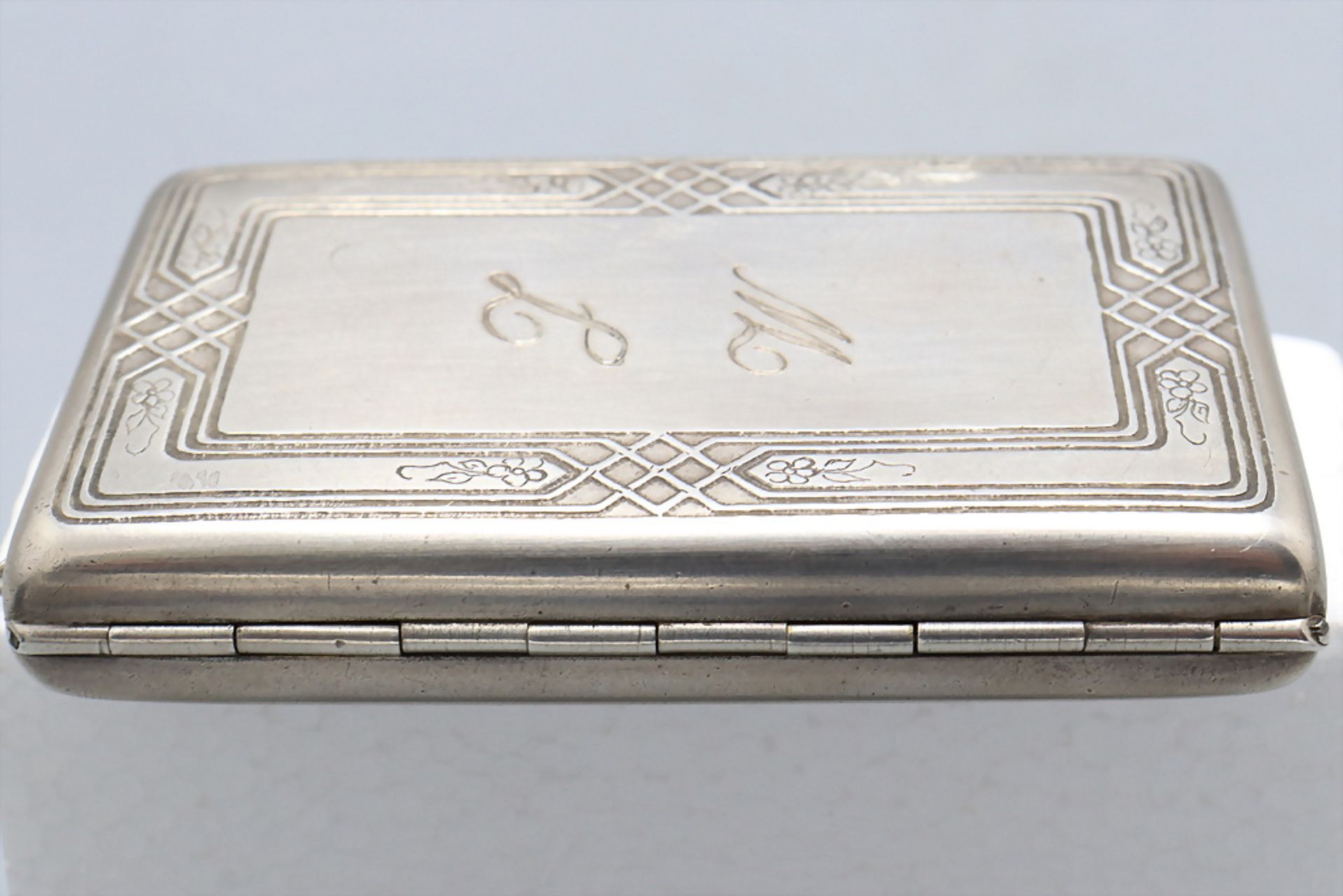 Art Déco Zigarettenetui / An Art Deco silver cigarette case, Tiffany & Co., New York, um 1920 - Image 6 of 7