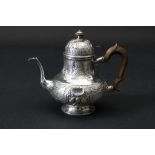 Teekanne / A silver tea pot, wohl Paulus Vermeulen, Haarlem, 18. Jh.