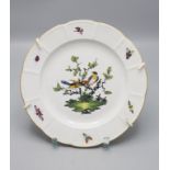 Teller mit Vogel- und Insektenmalerei / A plate with birds and insect paintings, Ludwigsburg, ...