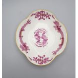 Zierschälchen 'Reicher Drache' / Unterschale / A decorative dish with 'Rich Dragon', Meissen, ...