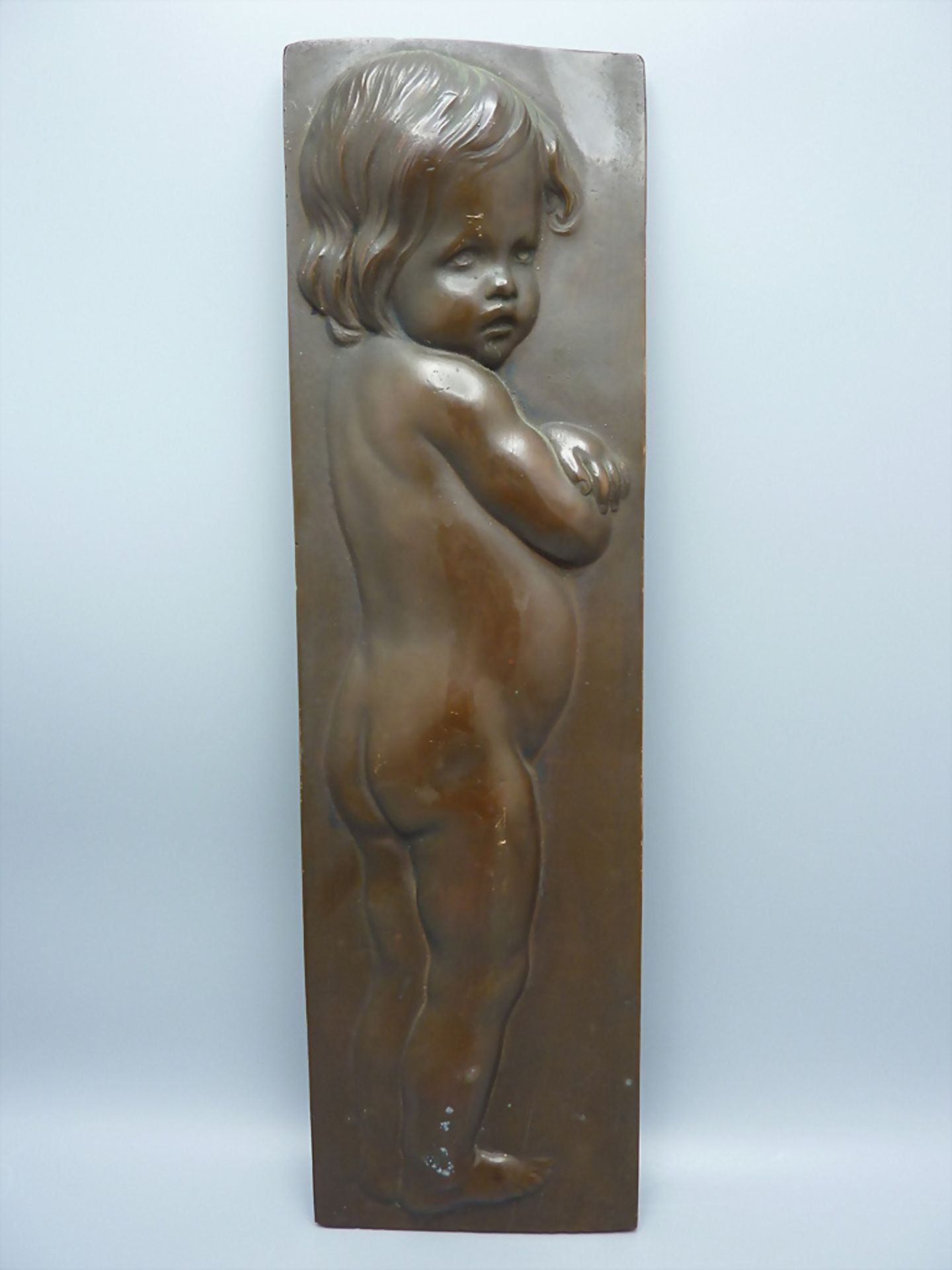 Jugendstil Relief 'Junges Mädchen' / An Art Nouveau relief 'young girl'