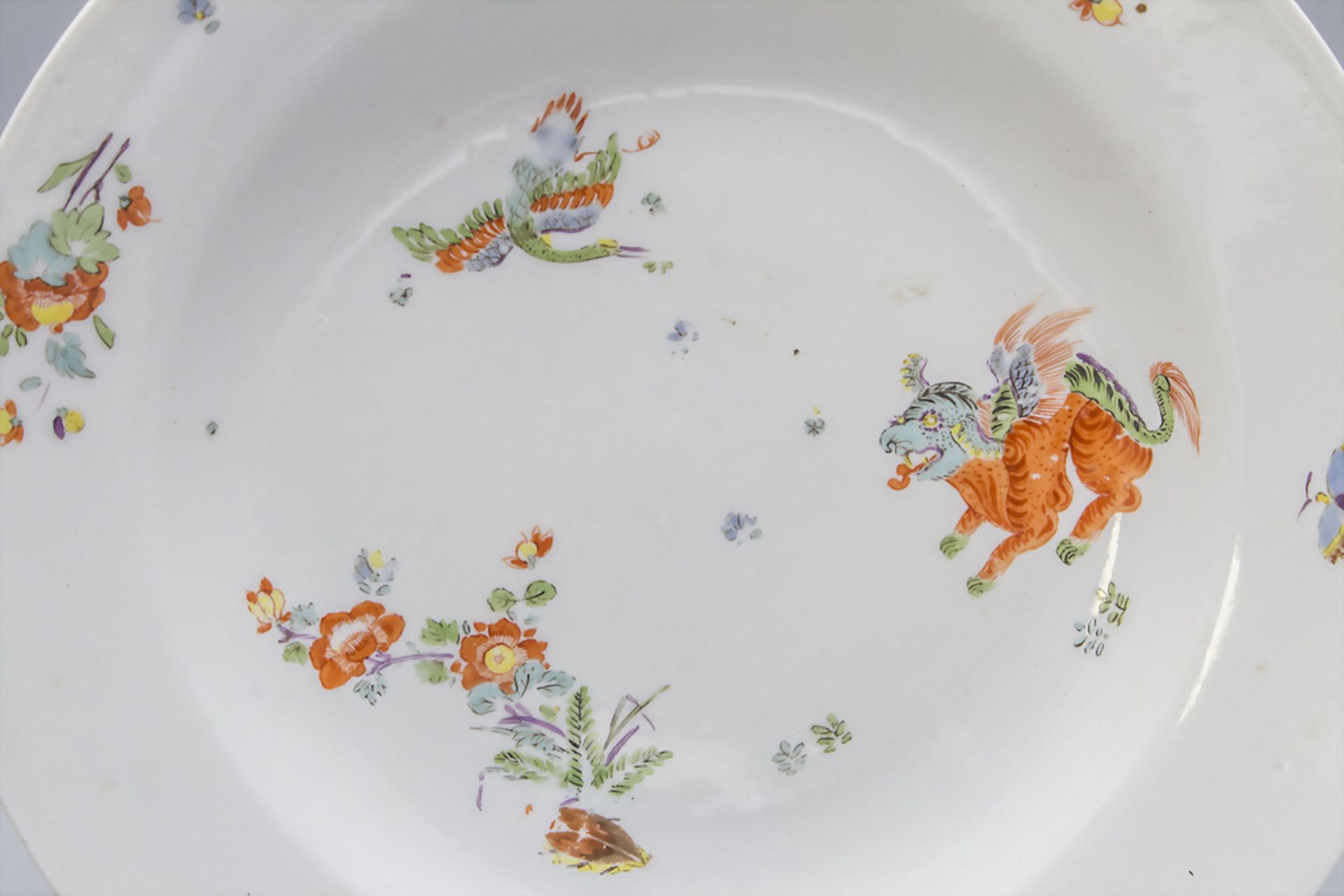 Teller mit Koreanischem Löwen / A plate with 'Corean Lion', Meissen, wohl 18. Jh. - Image 2 of 3