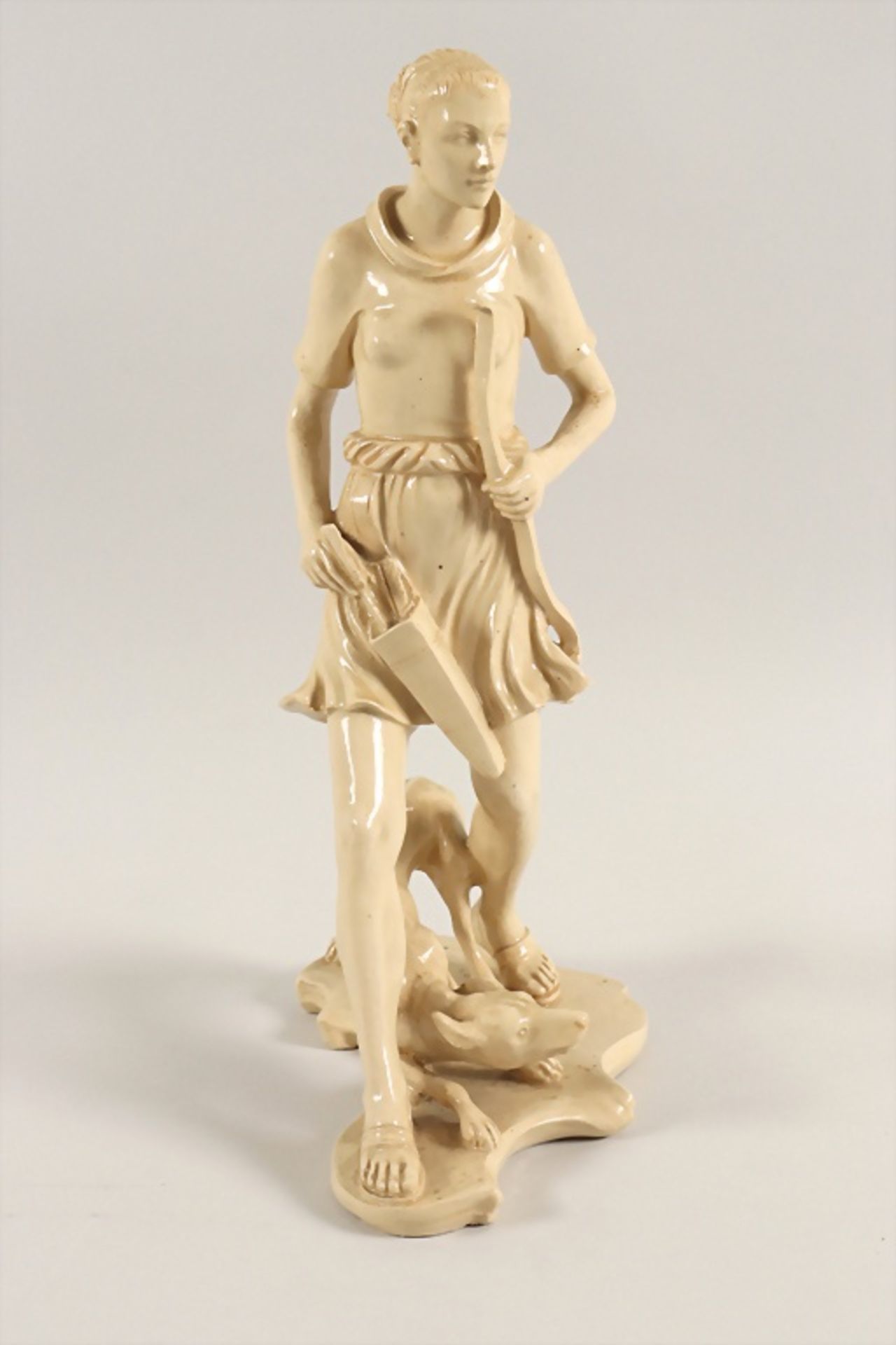 Art Déco Steinzeug Figur 'Diana' / An Art Deco stone ware figure 'Diana', 1946 - Image 2 of 8