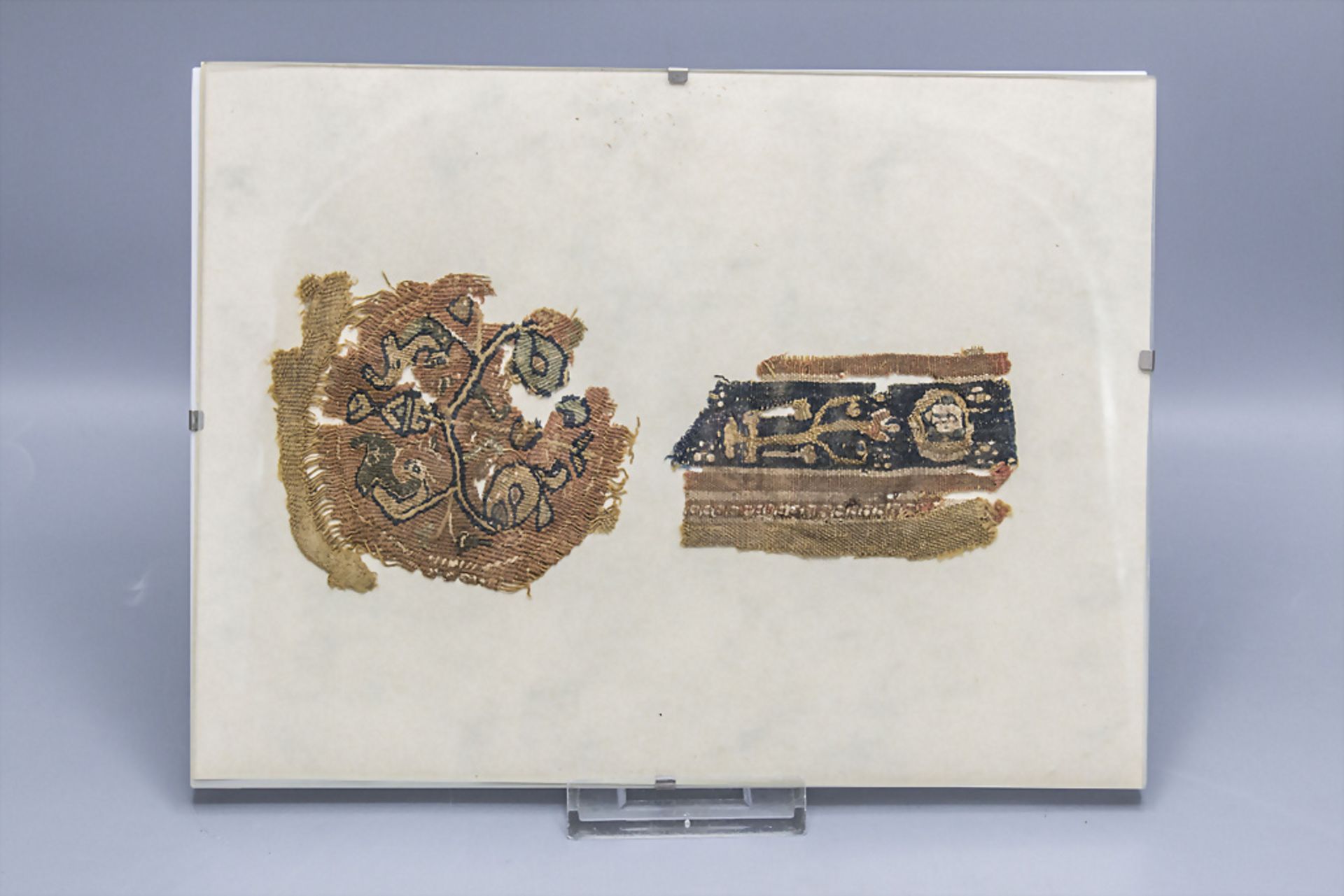 Stoff-Fragmente / Fabric fragments, wohl Äthiopien, wohl 5./6. Jh. n. Chr. - Bild 2 aus 3