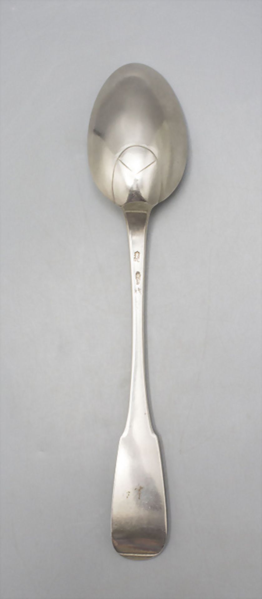 Ragout Löffel / Cuillère à ragout en argent massif / A large silver serving spoon, David ...