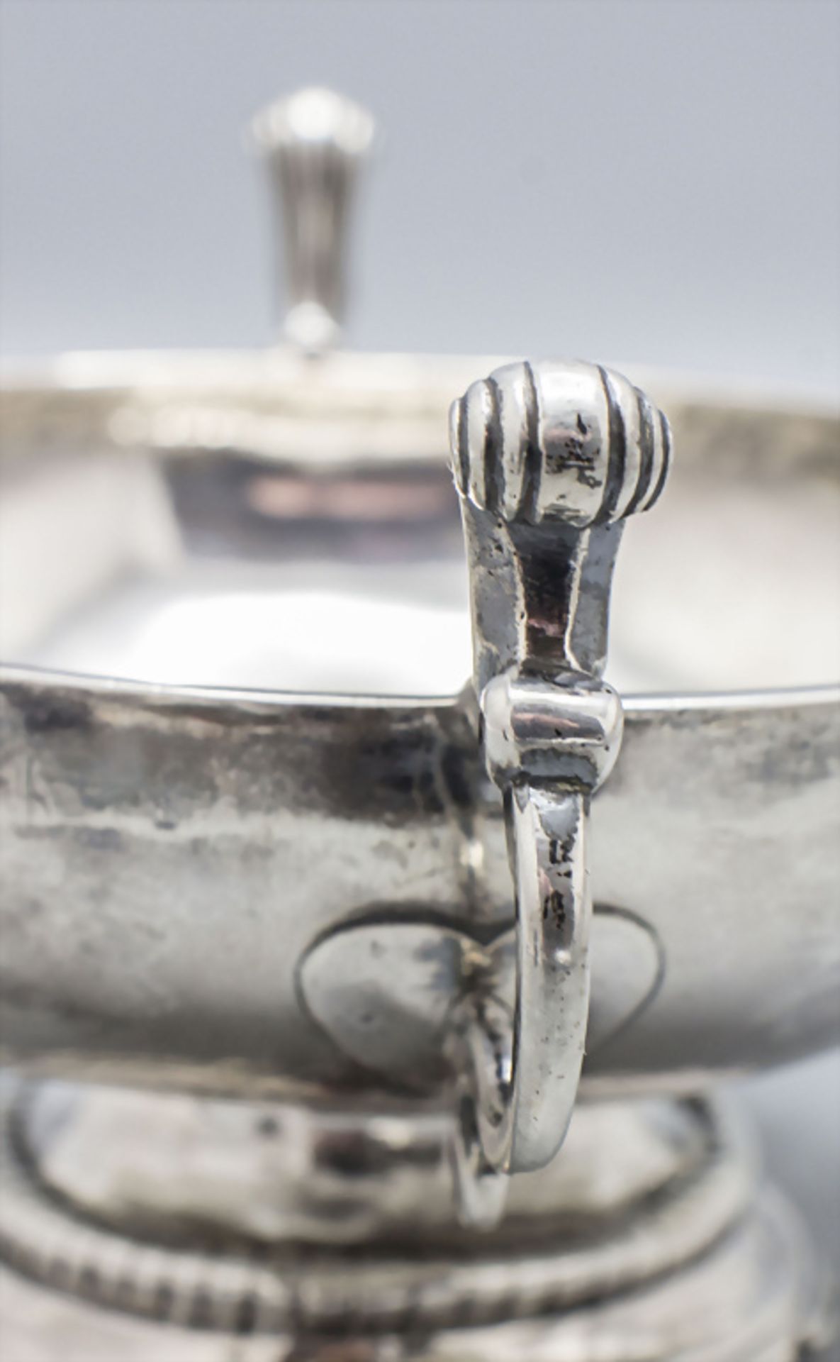 Hochzeitsschale / A silver wedding bowl / Coupe de mariage, J. Soldat, Mâcon, um 1760 - Bild 4 aus 6