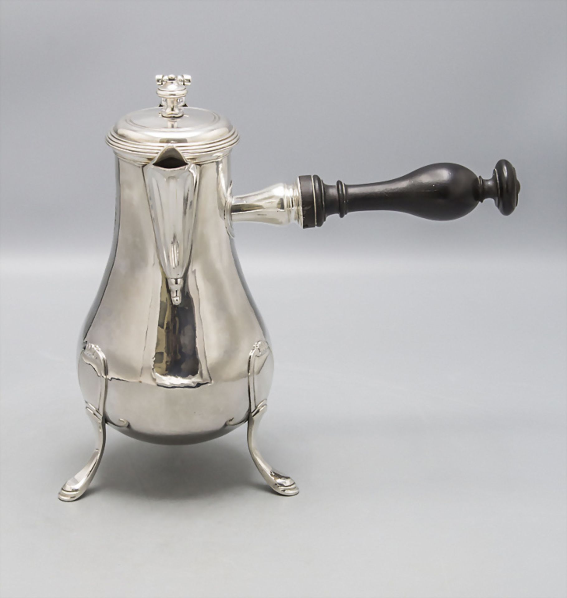 Barock Kaffeekanne / A Baroque silver coffee pot, Jacques Massé, Versailles, 1784