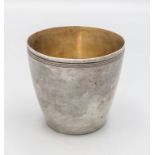 Empire Becher / A silver Empire beaker, Antonio Pereira Soares, Porto, 1810