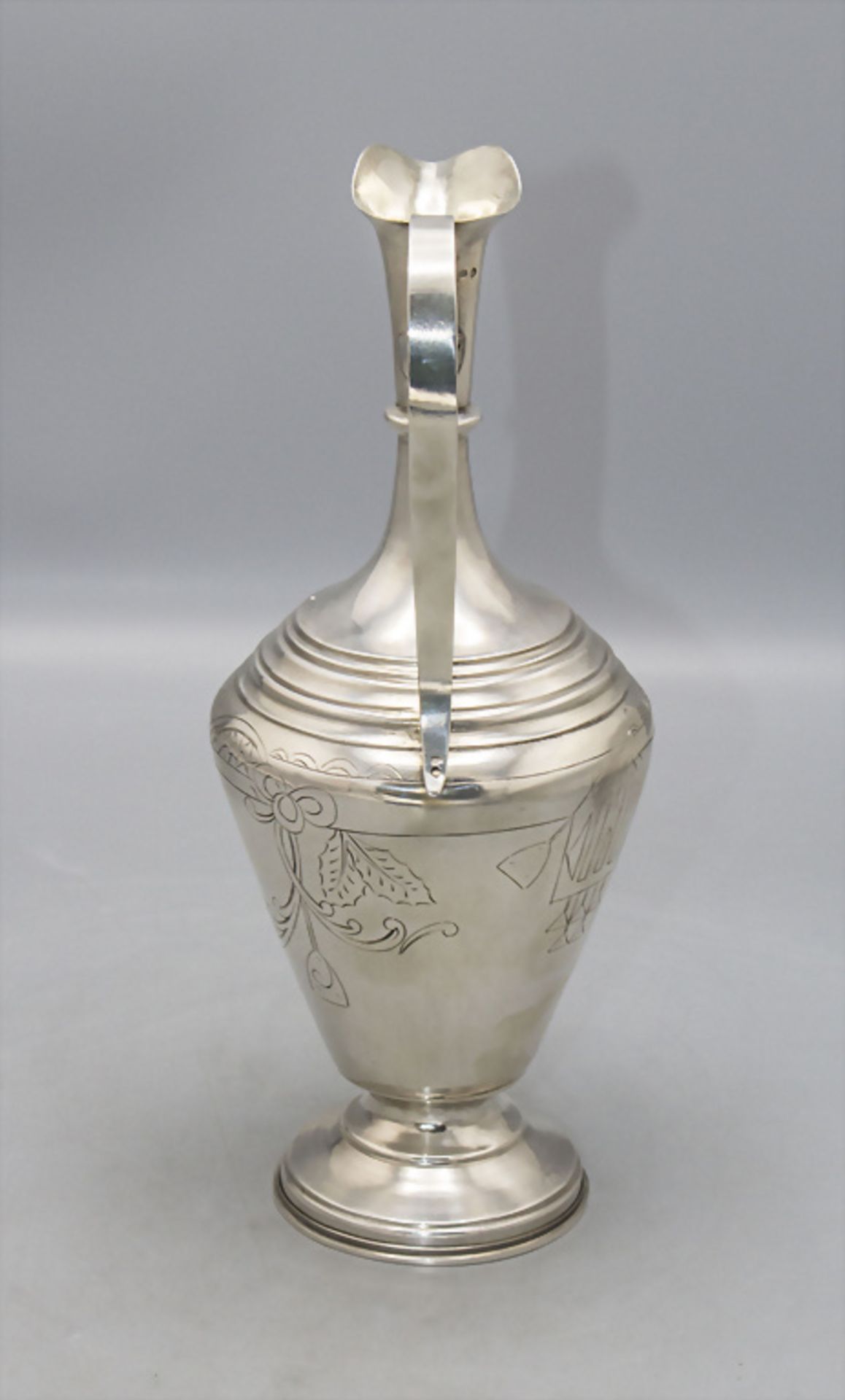 Schenkkrug / A silver jug, Vasily Sergeevich Sikachev, Moskau/Moscow, 1908-1917 - Image 4 of 6