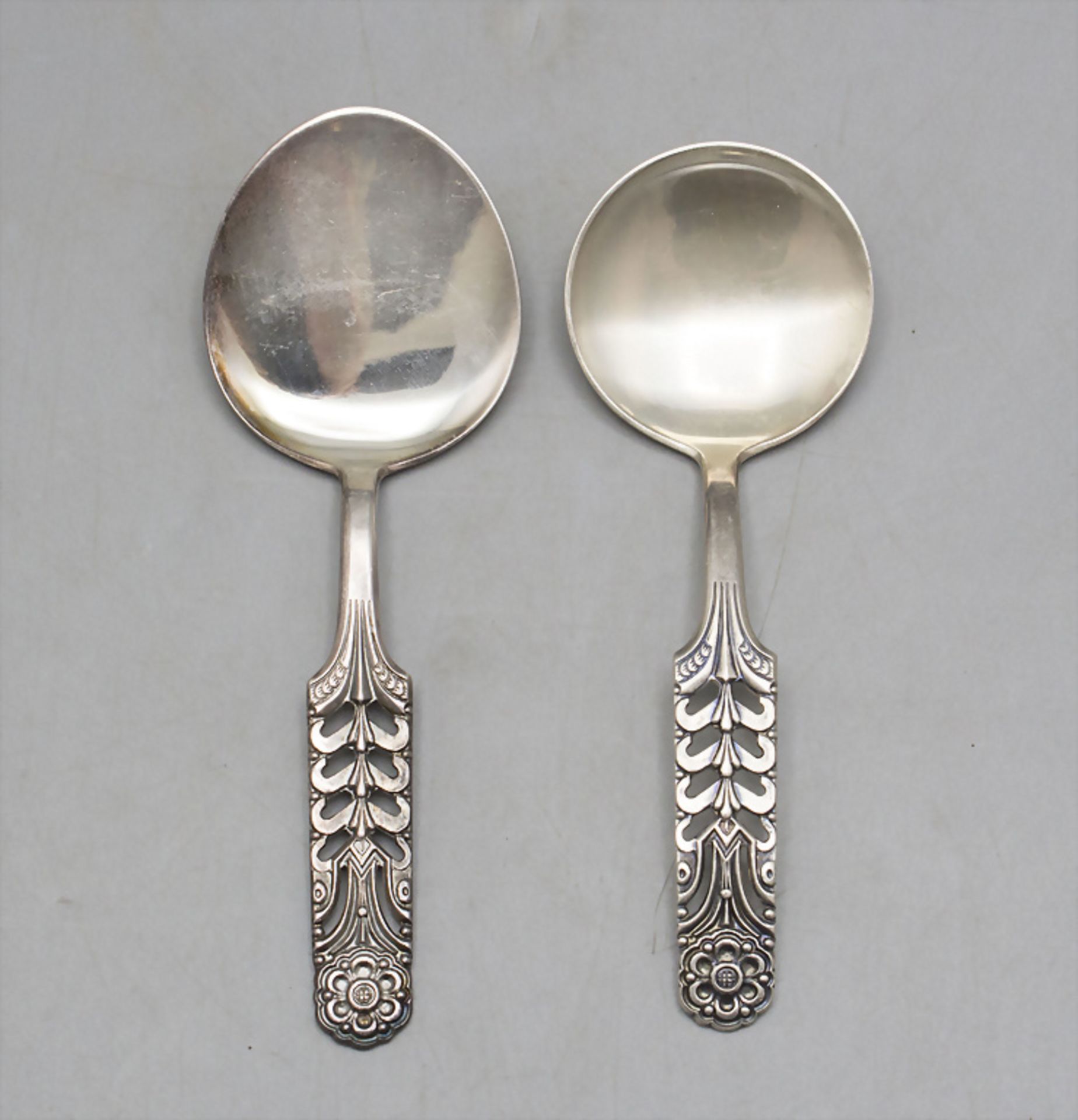 Sahnelöffel und Pastetenlöffel / Silver cream and pastry spoons, Norwegen