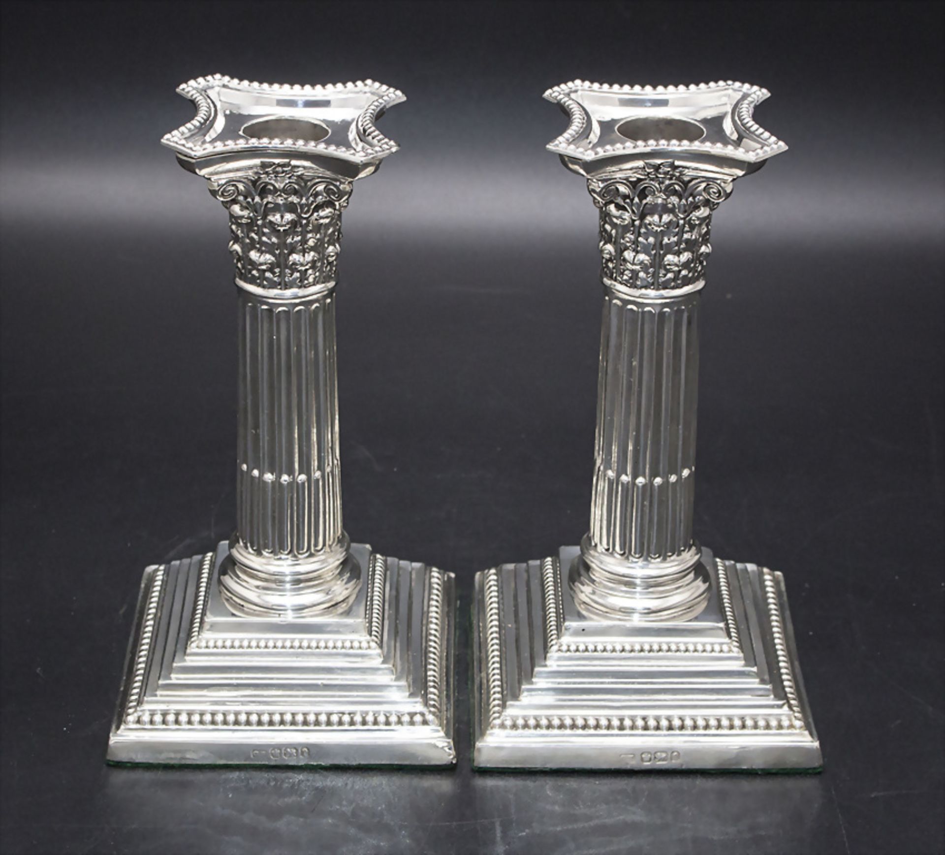 Paar Silberleuchter / A pair of silver candlesticks, Harrison Bros. & Howson, Sheffield, 1897