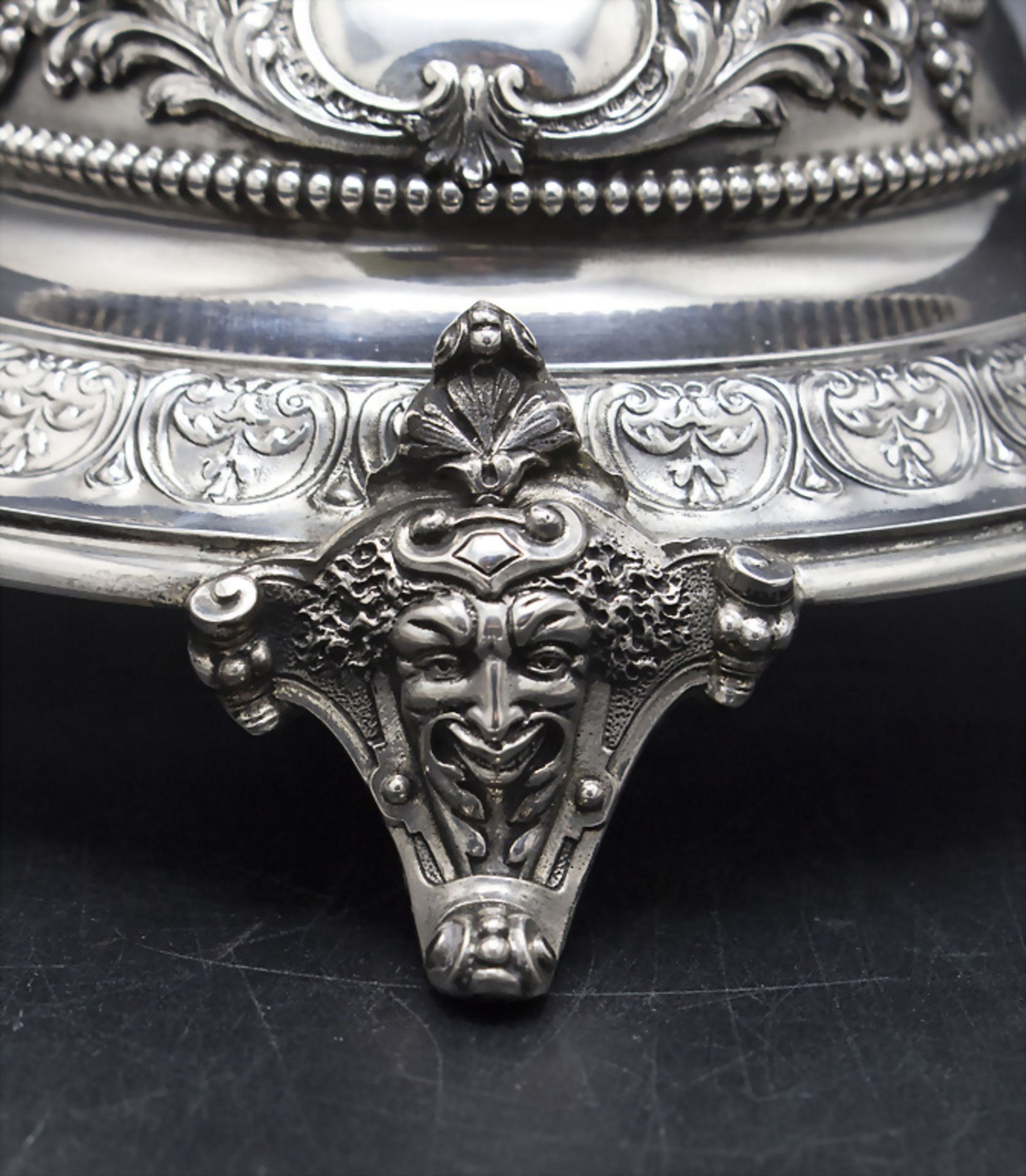 Tafelaufsatz / A footed silver bowl, deutsch, 19. Jh. - Image 3 of 5