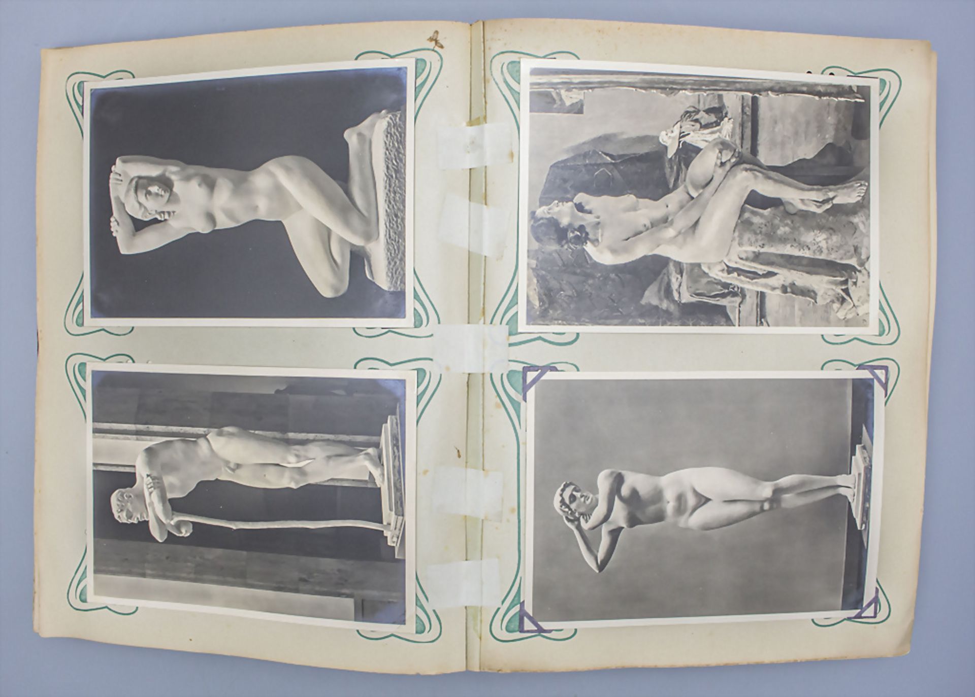 Postkartenalbum mit erotischen Postkarten / A postcard album with erotic postcards, ab 1900 - Image 3 of 7