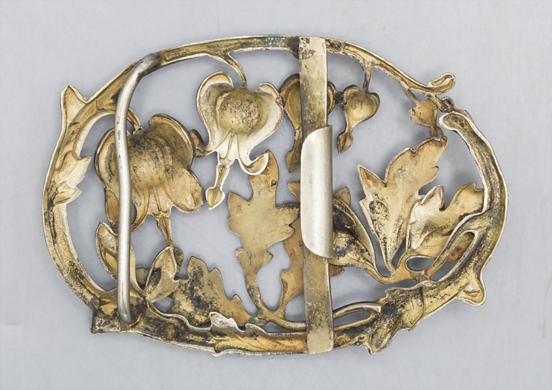 Jugendstil Gürtelschließe mit Tränenden Herzen / An Art Nouveau belt buckle with bleeding ... - Image 2 of 2