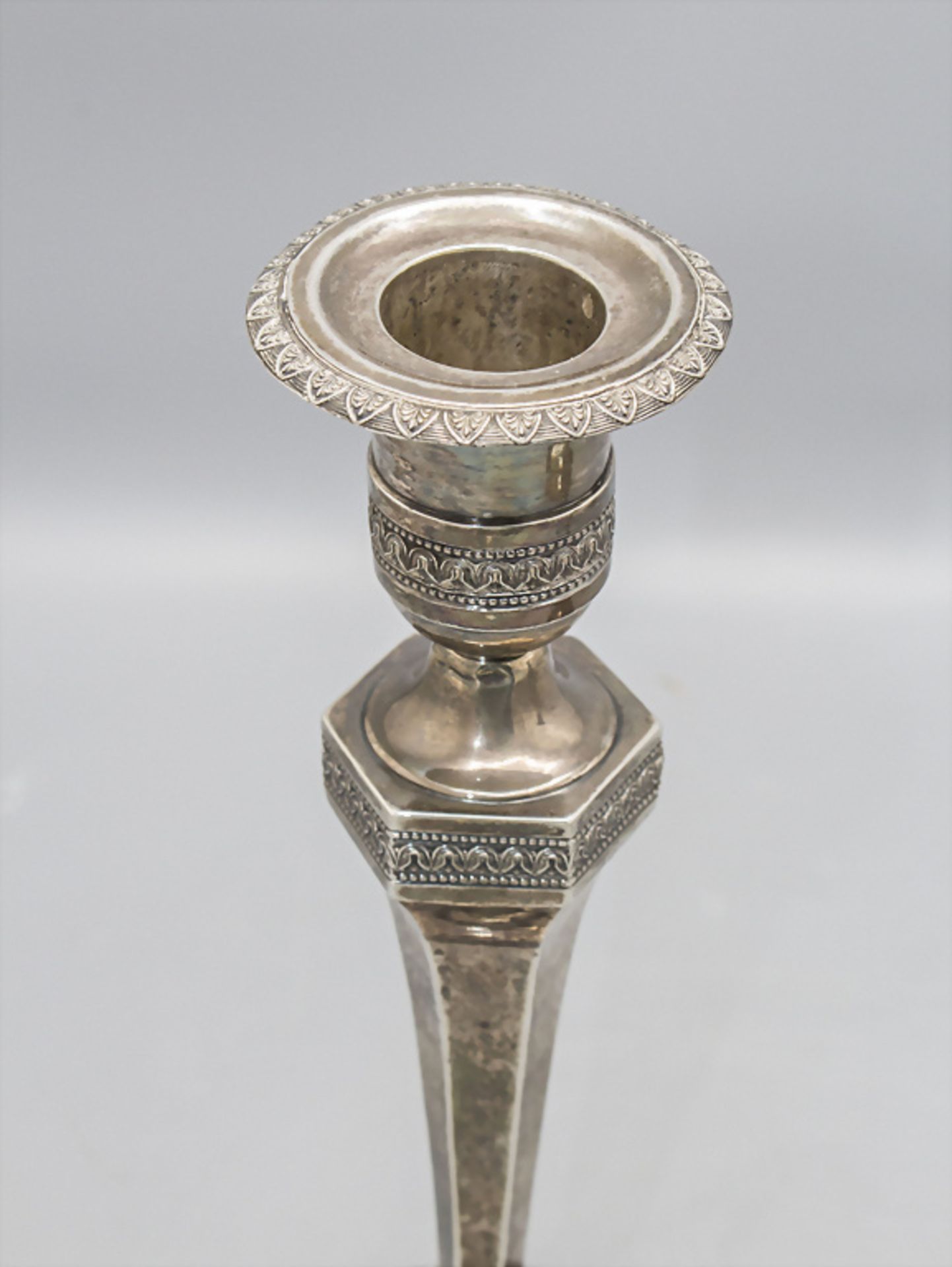 Paar Empire Kerzenleuchter / A pair of silver candlesticks, Jean-Pierre Bibron, Paris, 1809-1819 - Bild 2 aus 6