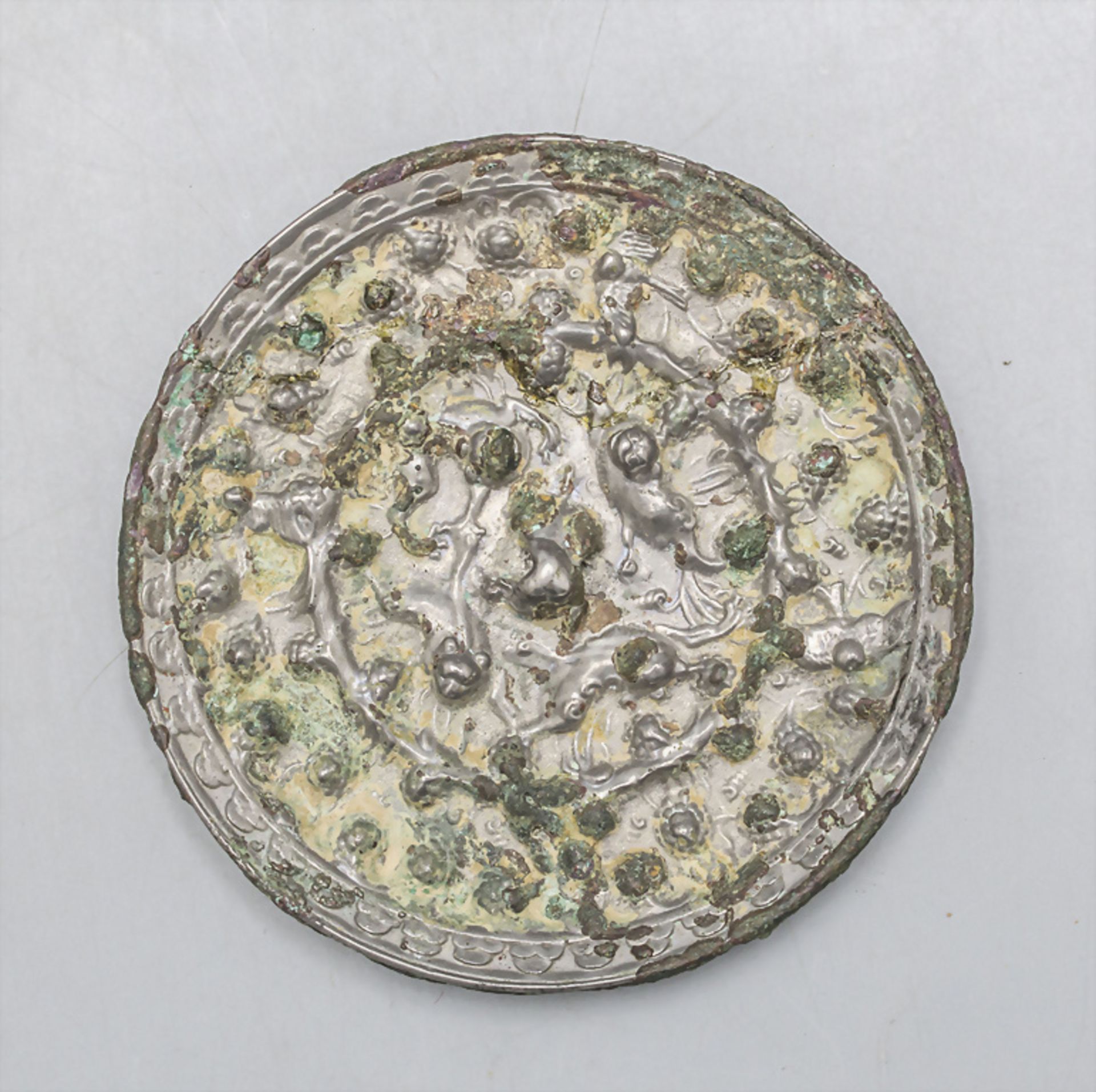 Spiegel / A mirror, China, wohl Tang-Dynastie (618-906 n.Chr.) - Image 3 of 5