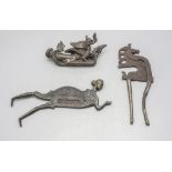 Konvolut Bronzewaren / A collection of 3 bronze items, Indien, Anfang 20. Jh.