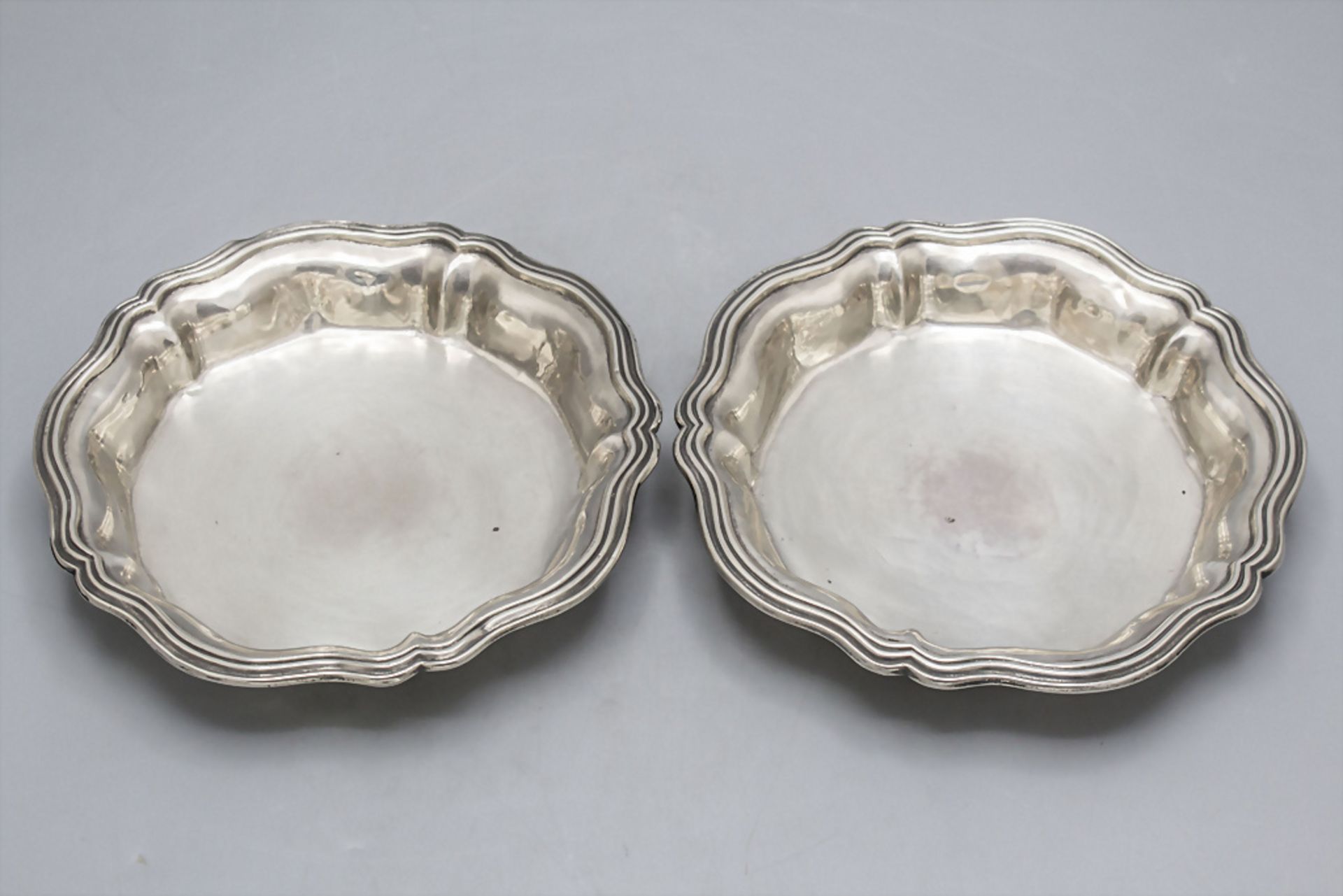 Paar Anbietschalen / A pair of silver serving dishes, Debain, Paris, um 1860