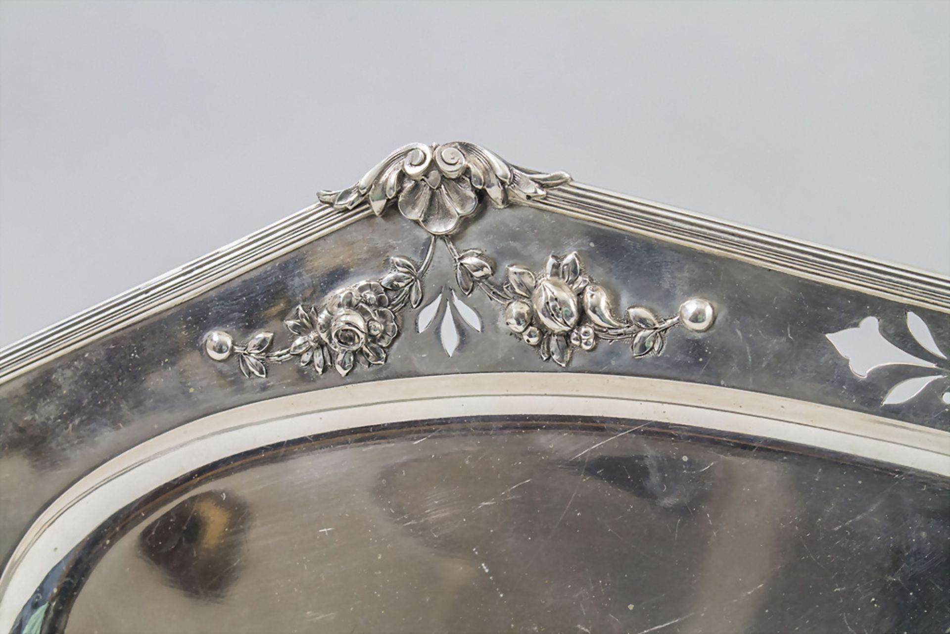 Großes Tee-Tablett / A large silver tea tray, Wien, um 1900 - Bild 2 aus 6