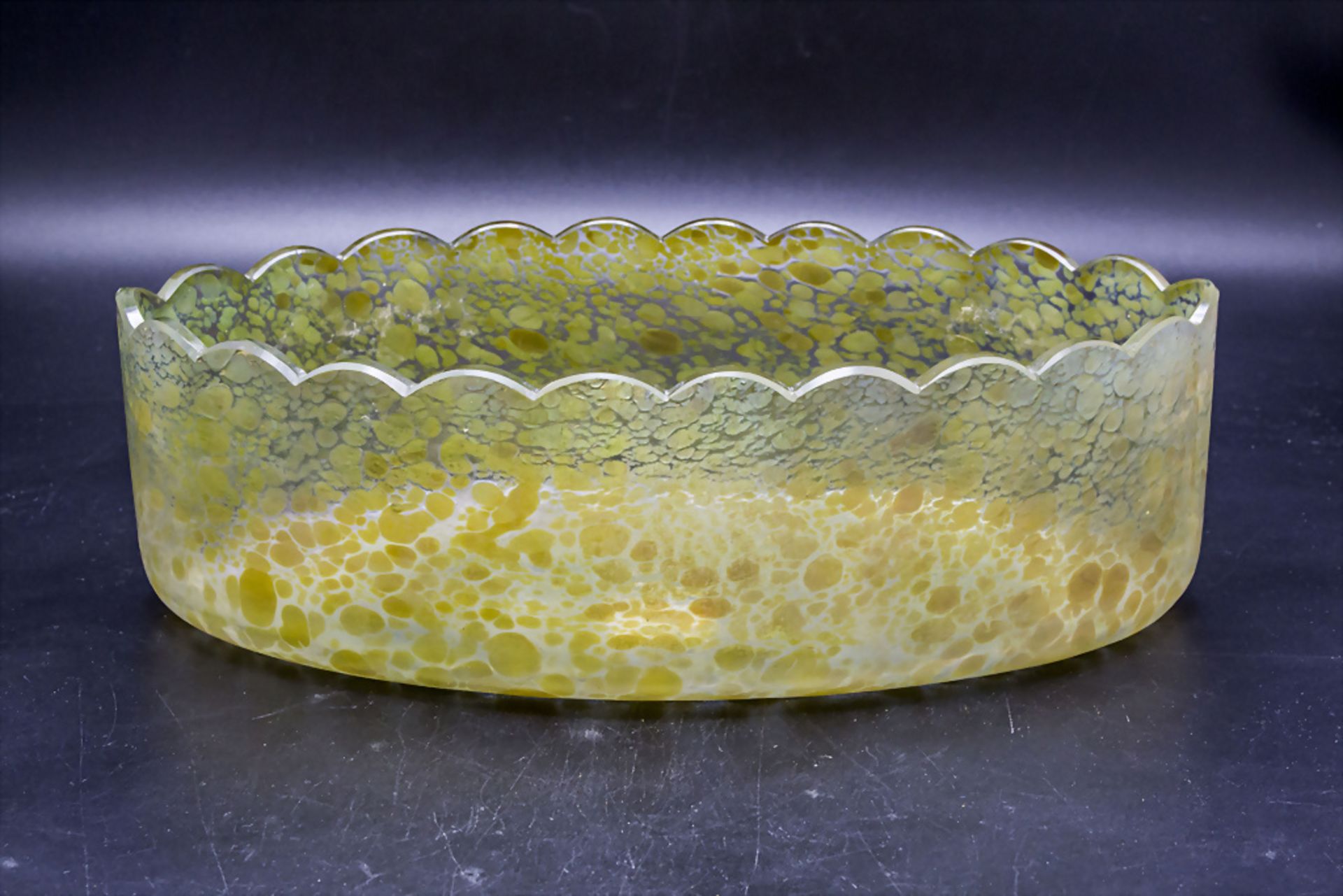 Jugendstil Schale 'Candia Papillon' / An Art Nouveau glass bowl 'Candia Papillon', Johann ...