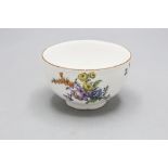 Koppchen mit Blumenmalerei / A coupling with flowers, Meissen, um 1740