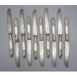 10 Jugendstil Messer mit Schwertlilien / 10 Art Nouveau silver knives with lilies, Louis ...