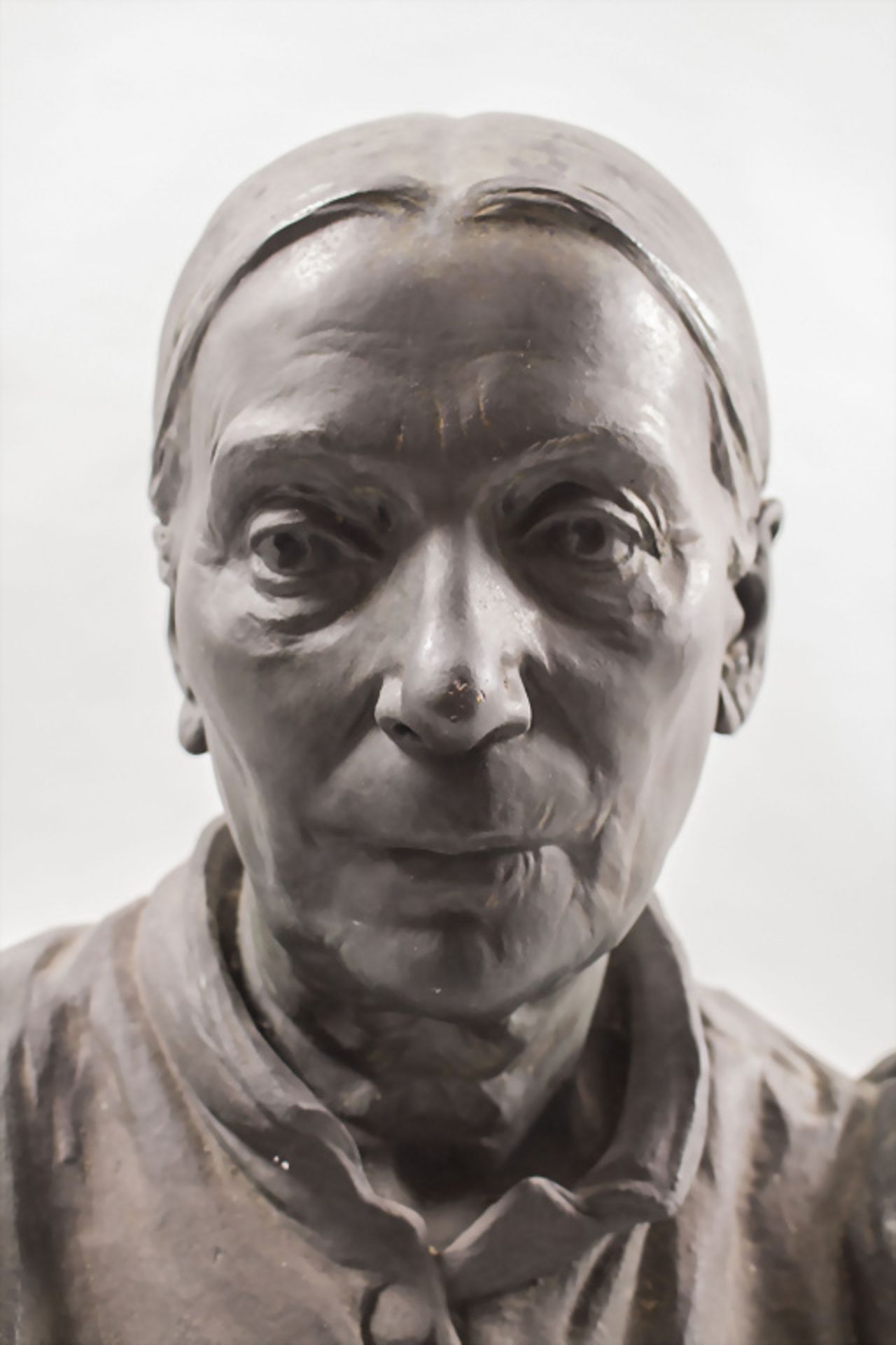 Johannes KNUBEL (1877 Münster-1949 Düsseldorf), Bronze 'Büste einer alten Frau' / A bronze ... - Image 7 of 8