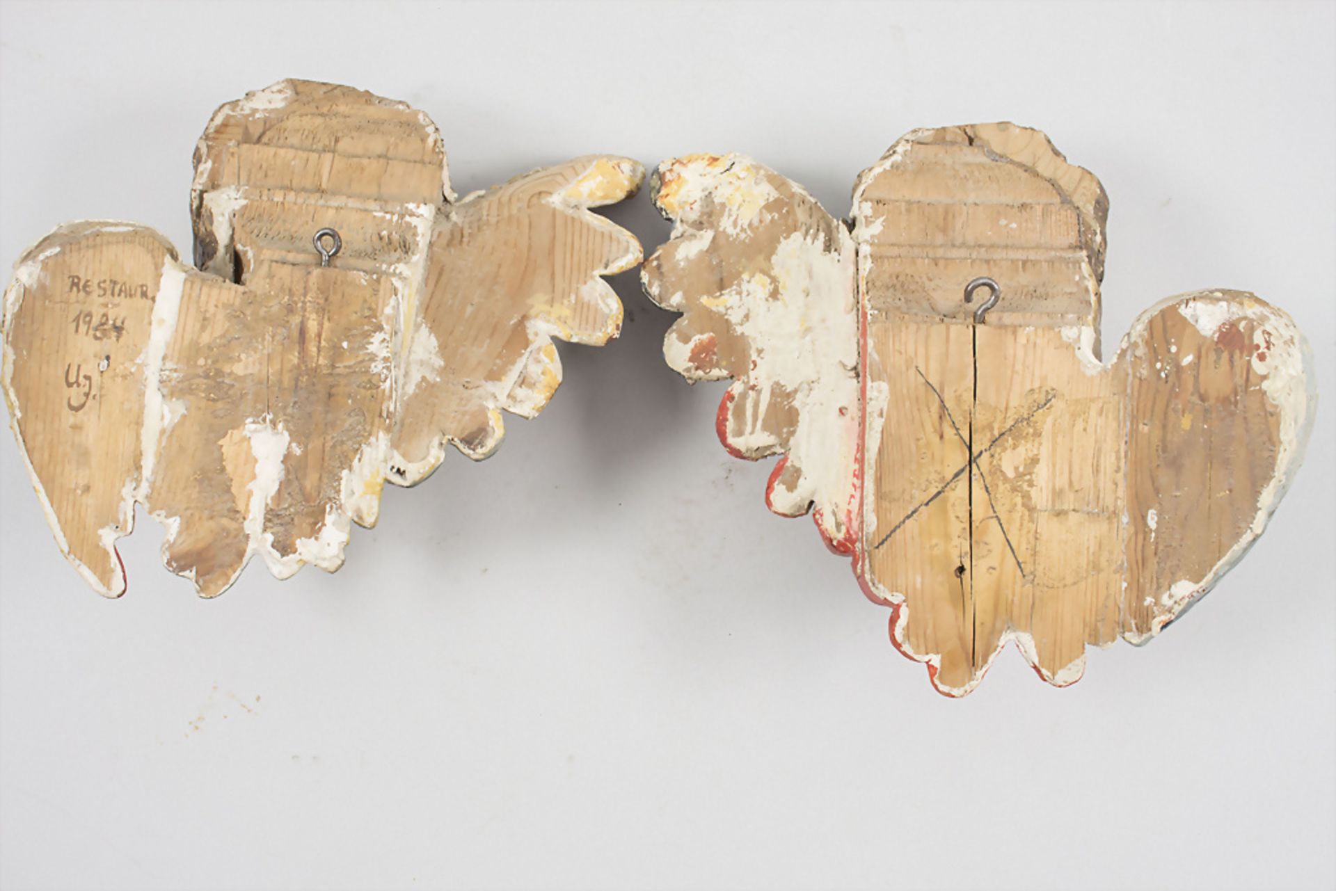 Paar geflügelte Puttoköpfe / A pair of winged putto heads, süddeutsch, 18. Jh. - Bild 4 aus 6