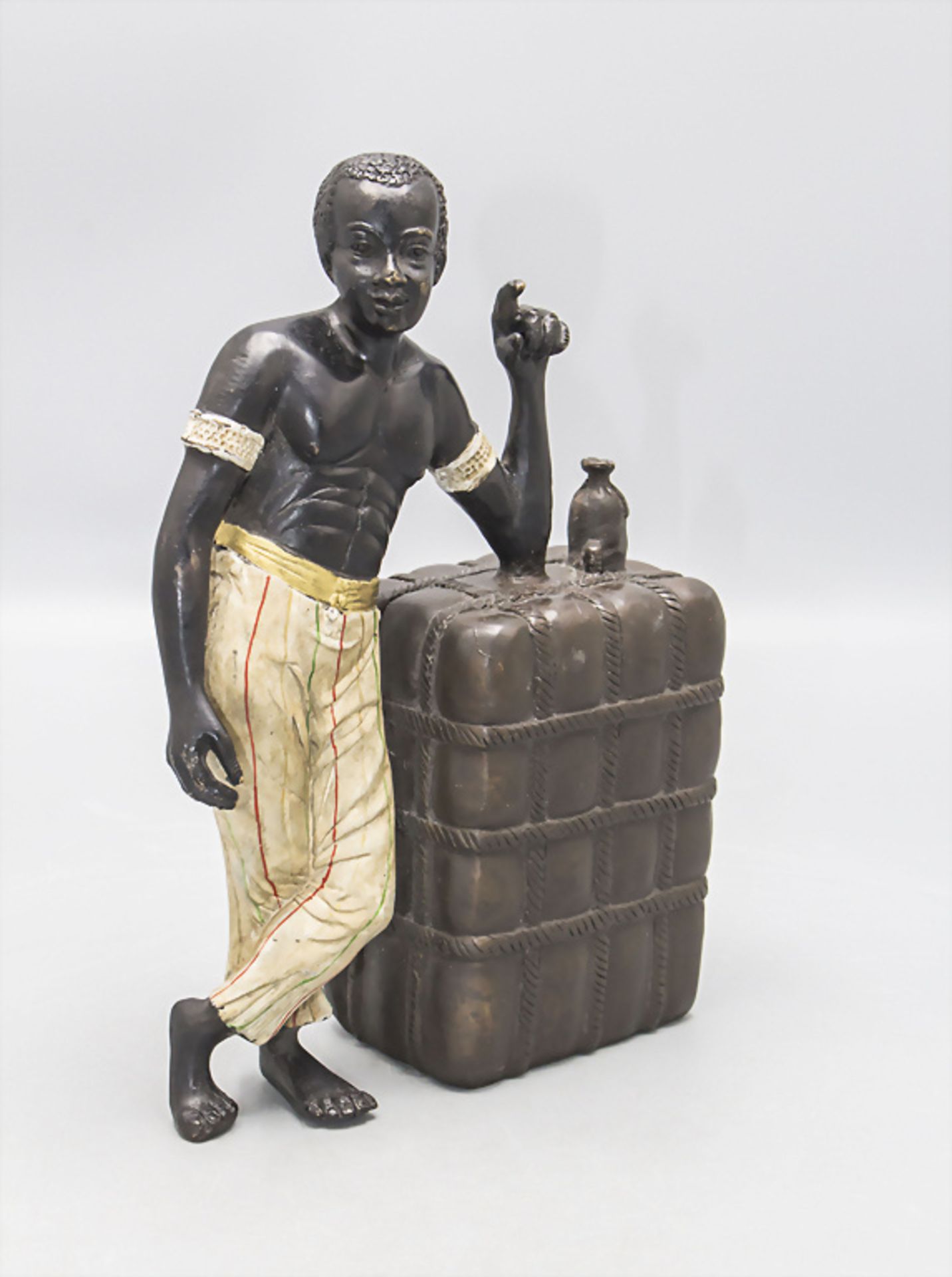 Wiener Bronze 'Afrikanischer Seemann' / A Vienna bronze sculpture 'An African sailor' - Image 2 of 4