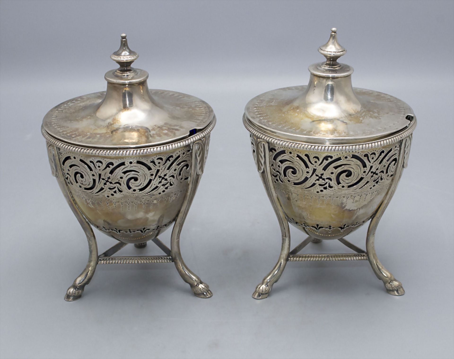 Zwei Konfitürenschalen / A pair of silver jam dishes, John Wakelin & Wm. Taylor, London, 1785