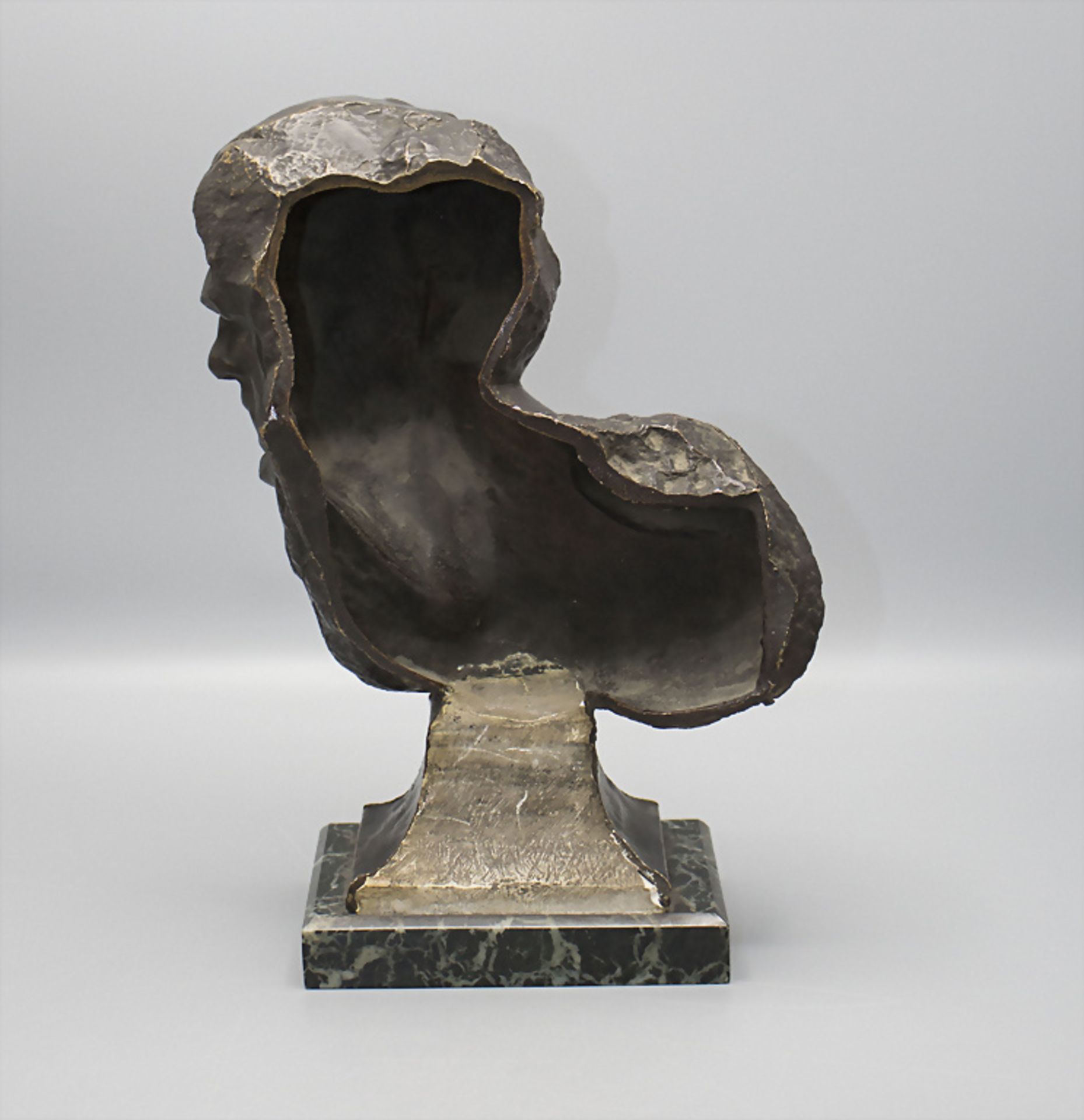 Männliche Bronze Büste / A male bronze bust - Bild 4 aus 6