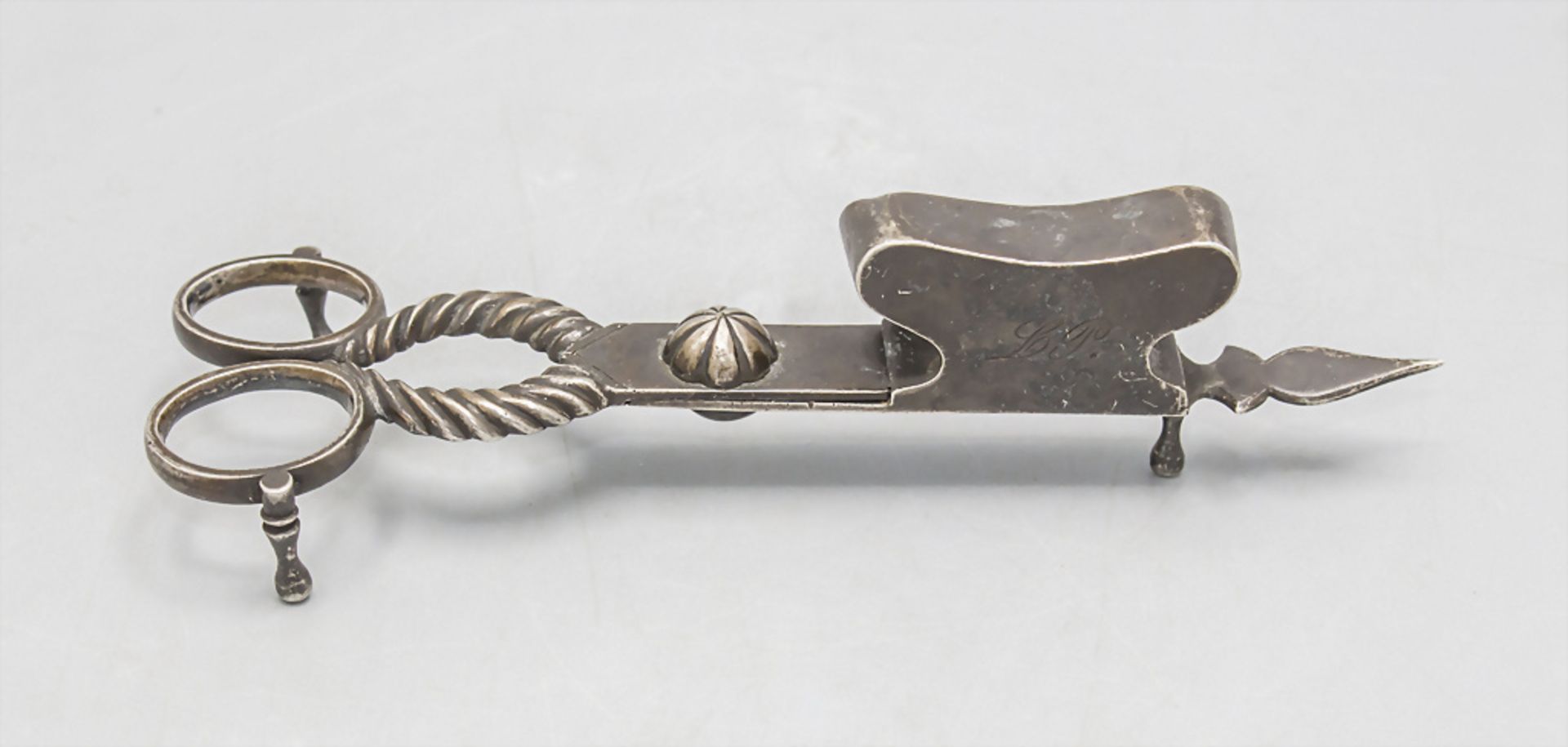 Dochtschere / Silver wick scissors, György (Georg) Goszmann, Pesth (Budapest), 1841 - Image 3 of 5
