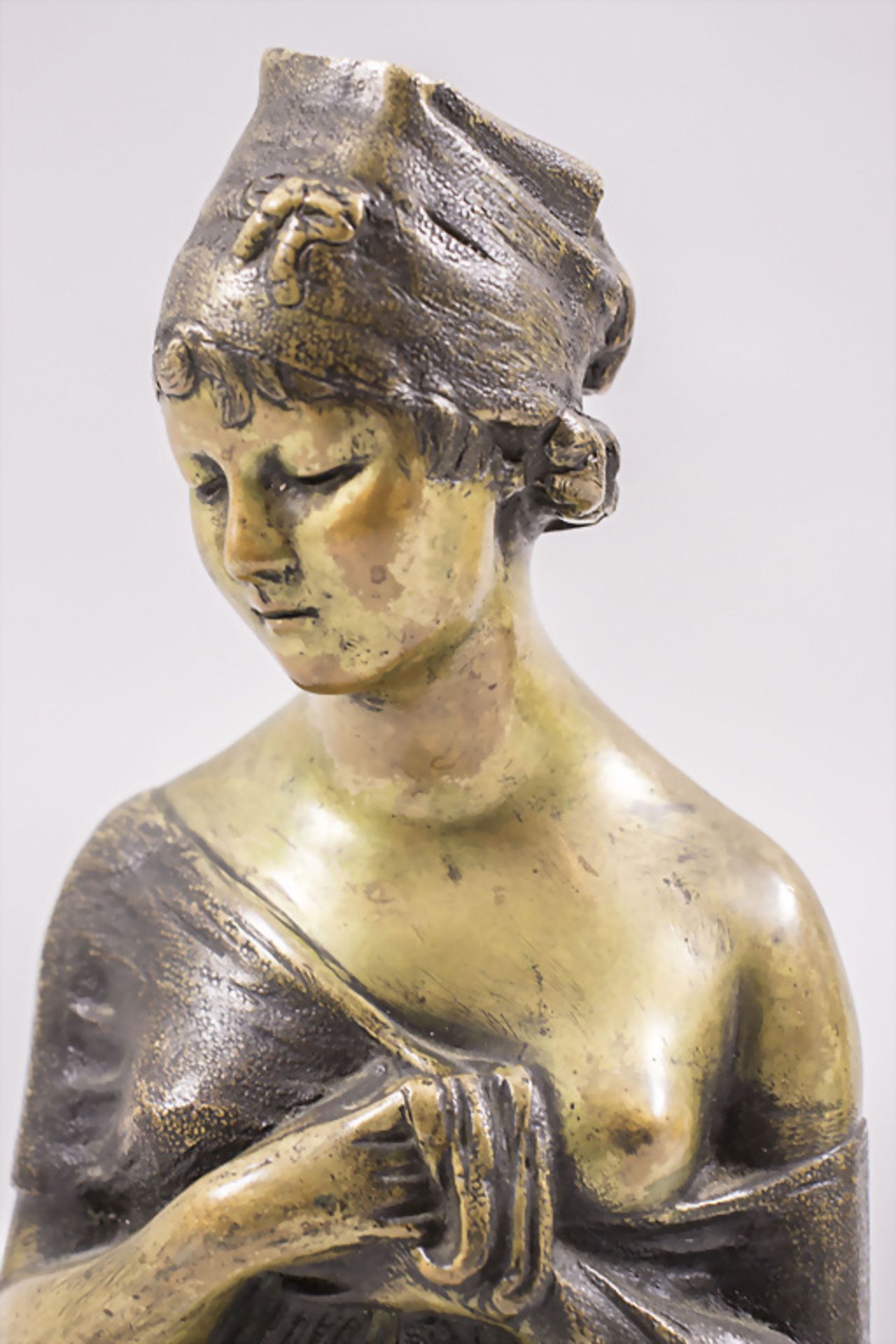 Büste der Madame Juliette Récamier / A terracotta bust of Juliette Recamier, nach Joseph ... - Bild 2 aus 6
