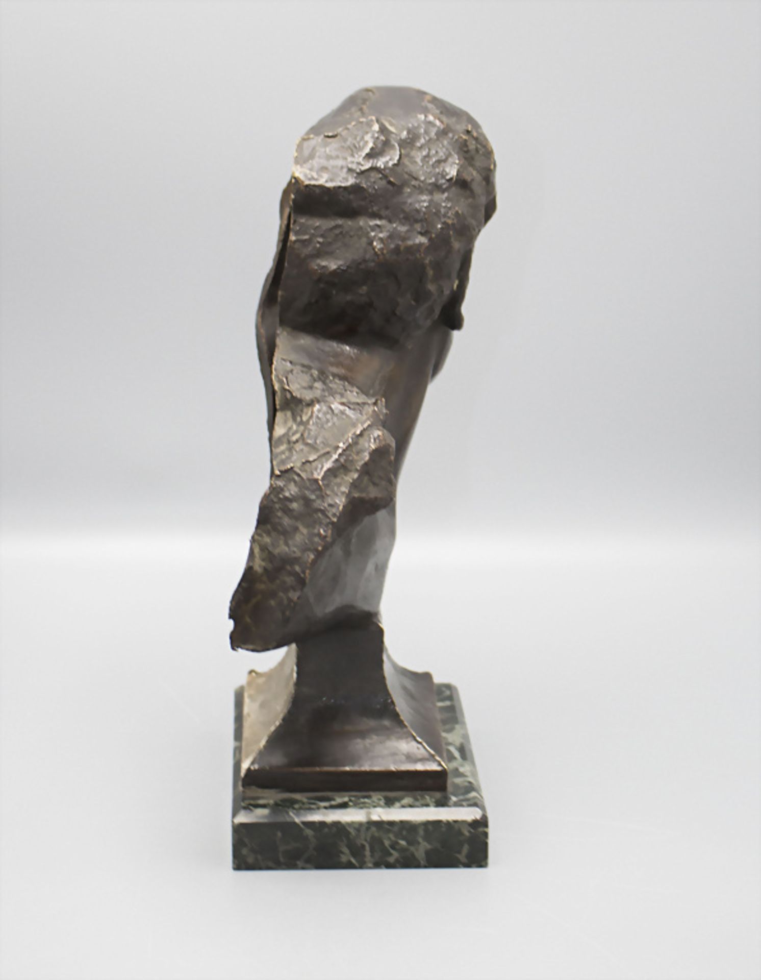 Männliche Bronze Büste / A male bronze bust - Bild 3 aus 6